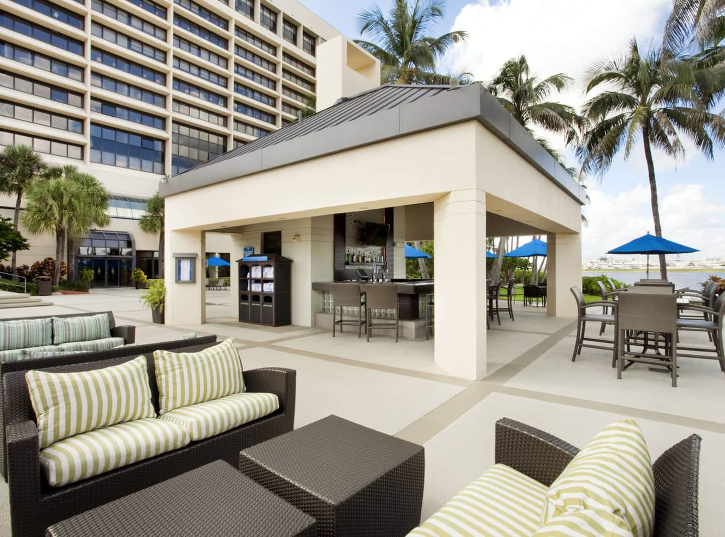 Hilton Miami Airport Blue Lagoon