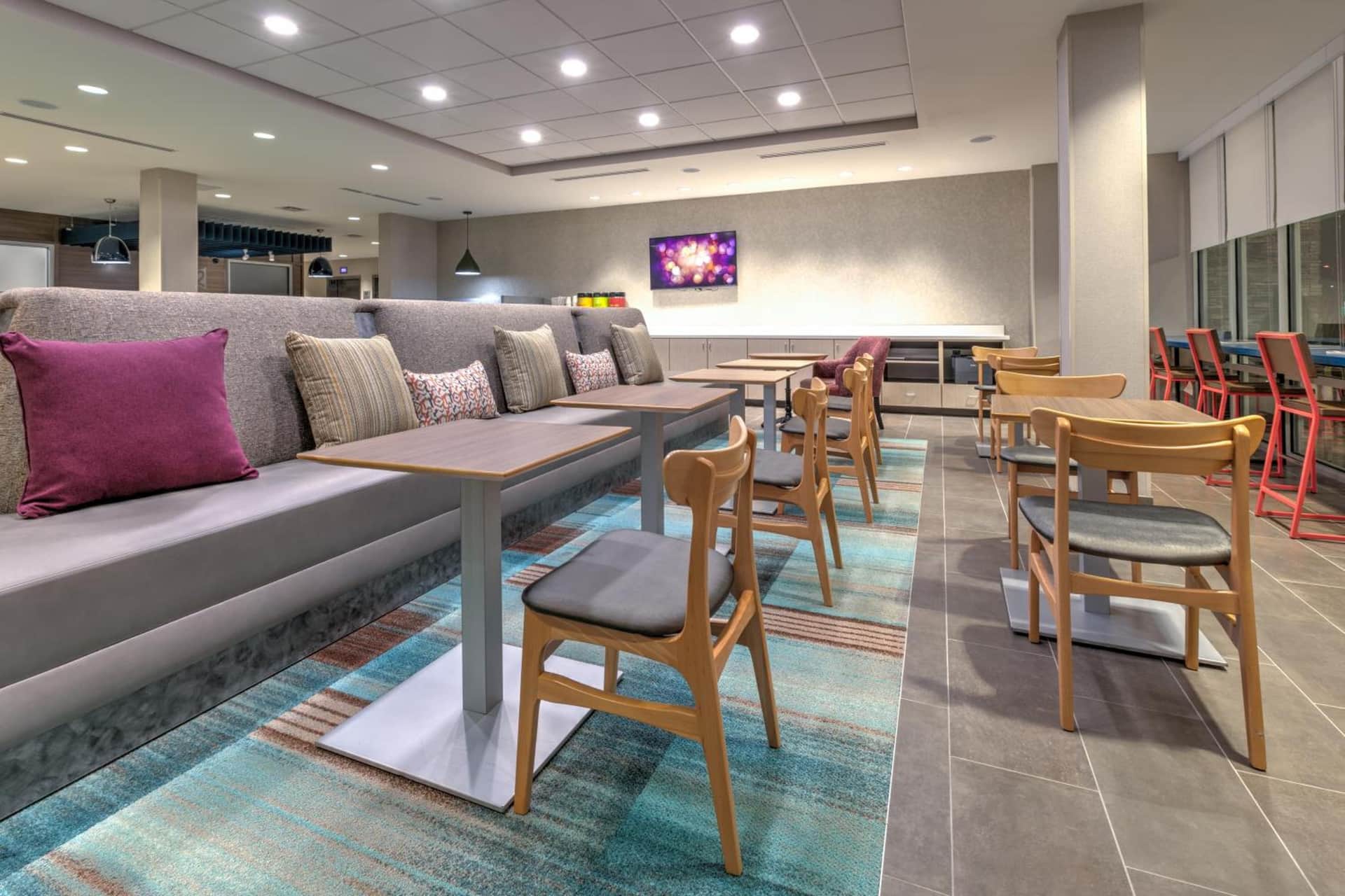 Home2 Suites By Hilton Tulsa Airport