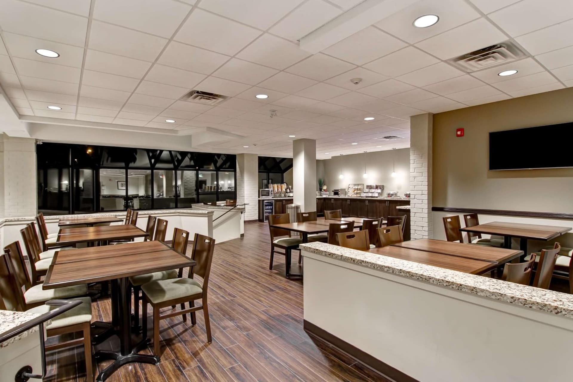 Best Western London Airport Inn & Suites