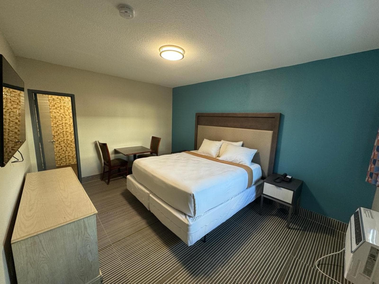 Essence Express Elizabeth EWR Airport