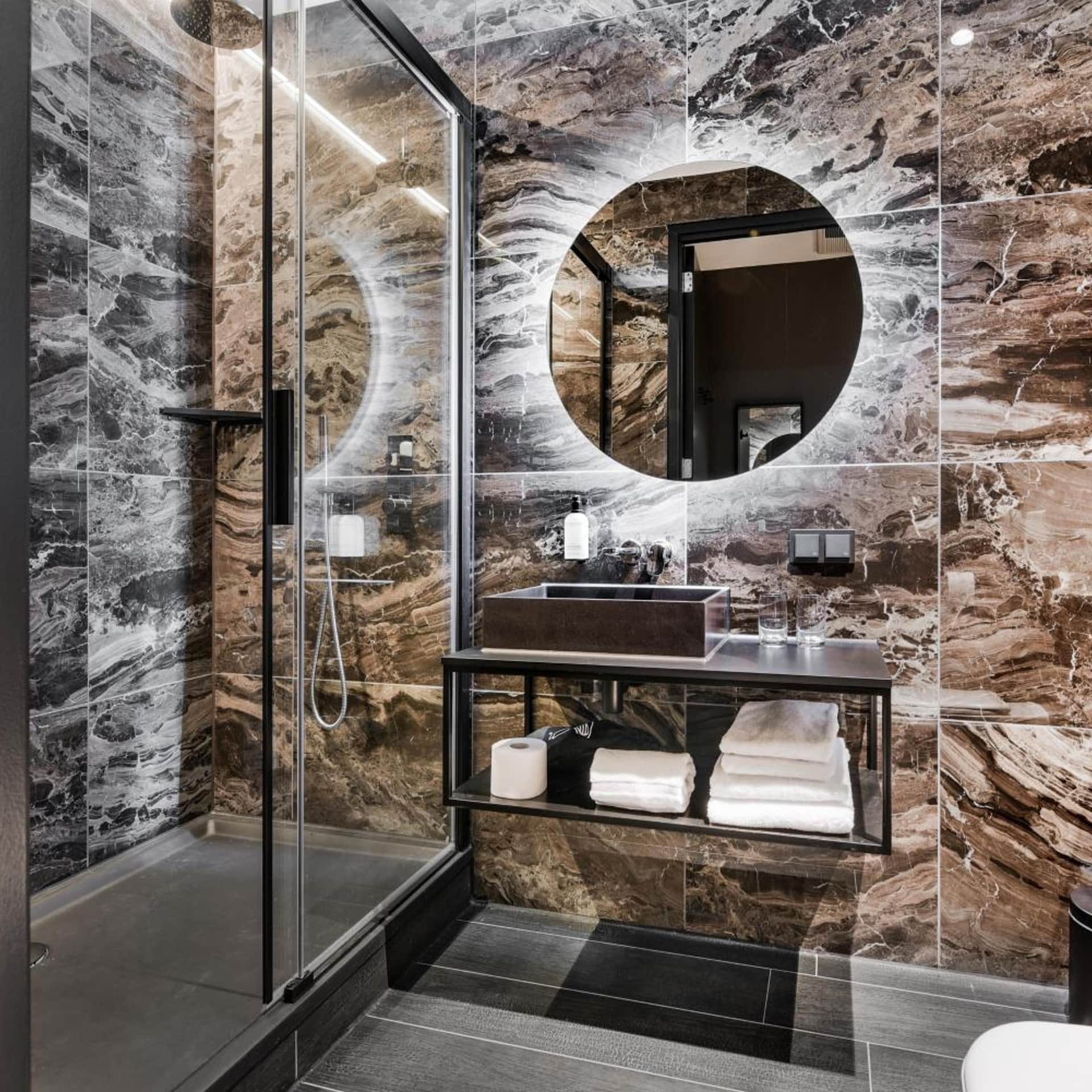 Le Petit Marin Boutique Hotel