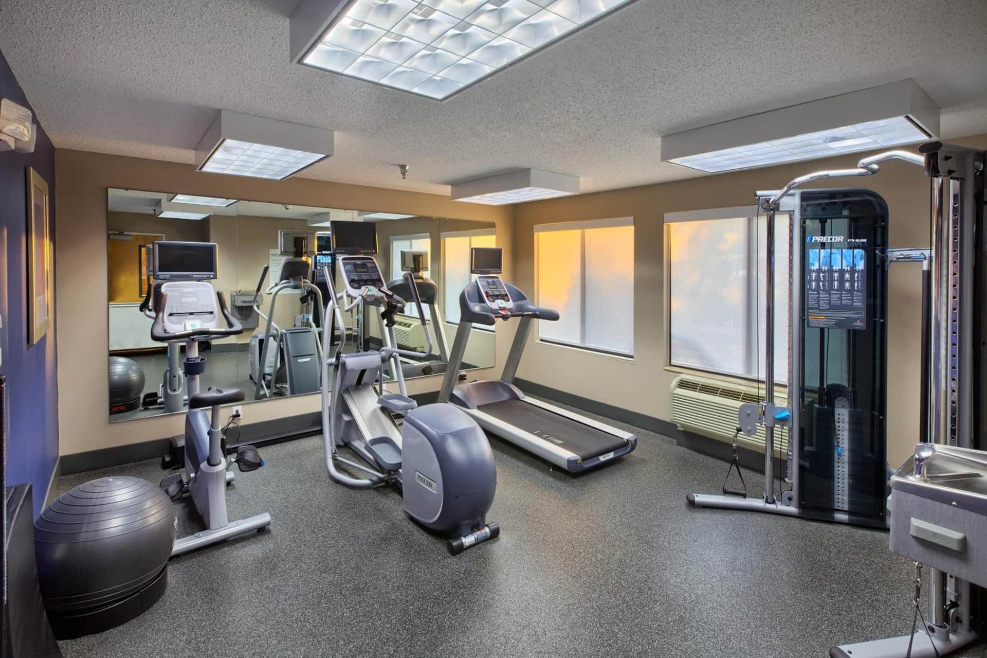 Holiday Inn Express Hotel & Suites Raleigh North - Wake Forest, an IHG Hotel