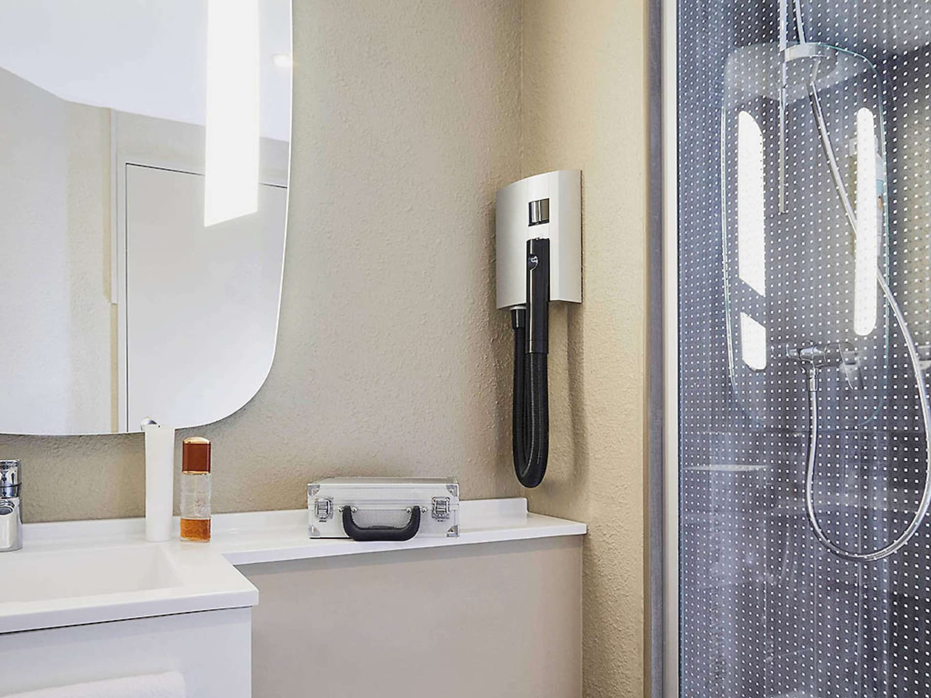 ibis Toulon La-Seyne