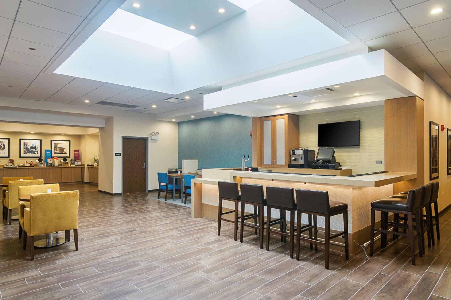 Hampton Inn Chicago North-Loyola Station