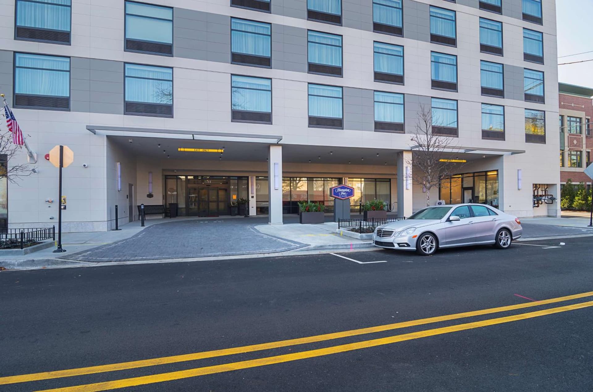 Hampton Inn Chicago North-Loyola Station