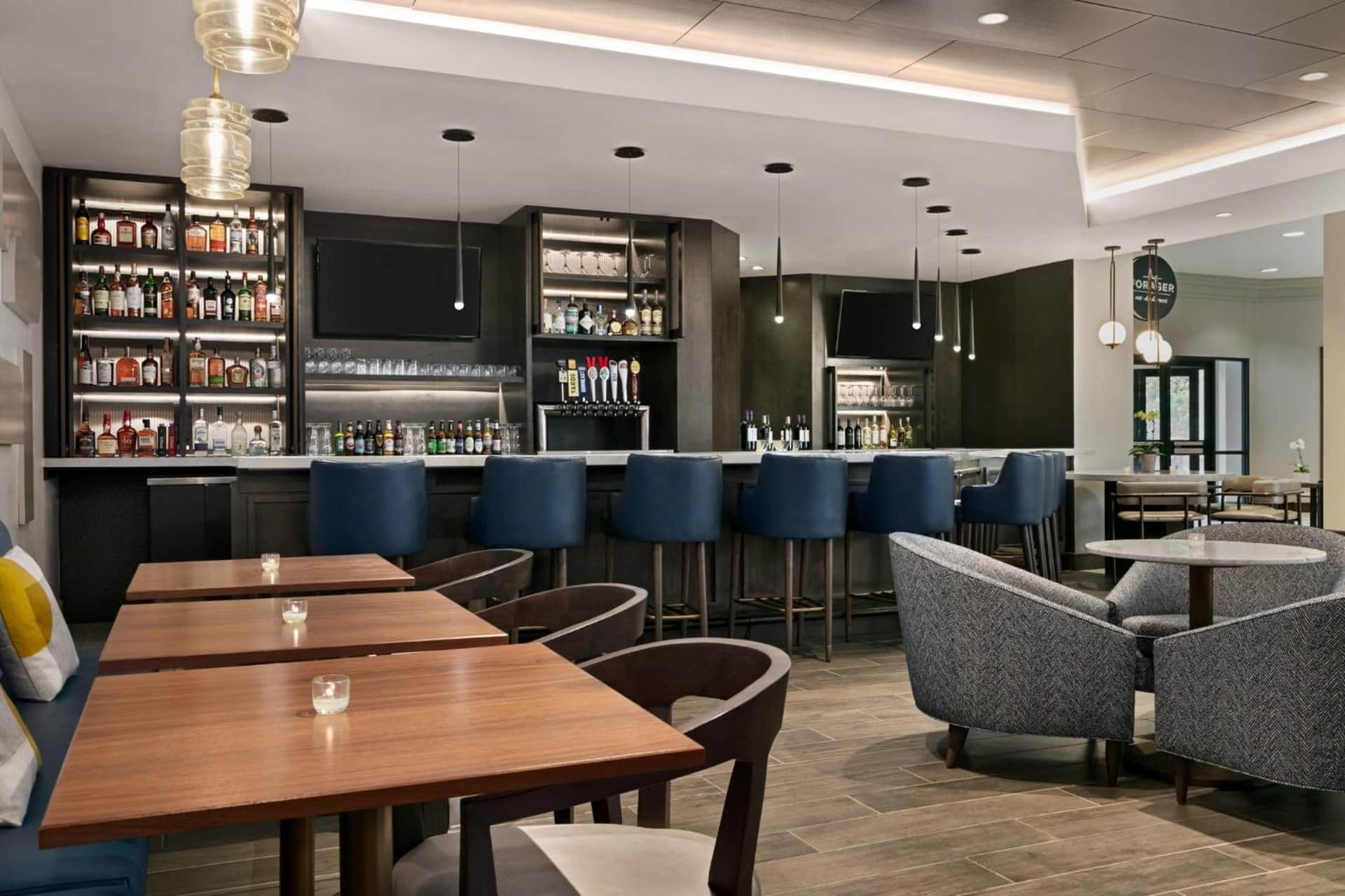 Crowne Plaza Philadelphia - King of Prussia by IHG