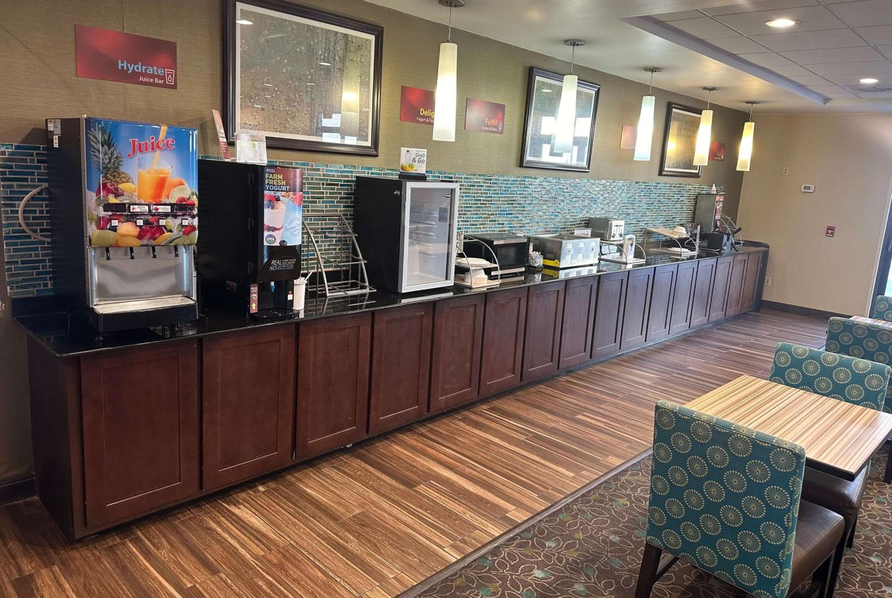 Wingate by Wyndham Harrisburg Near Hershey