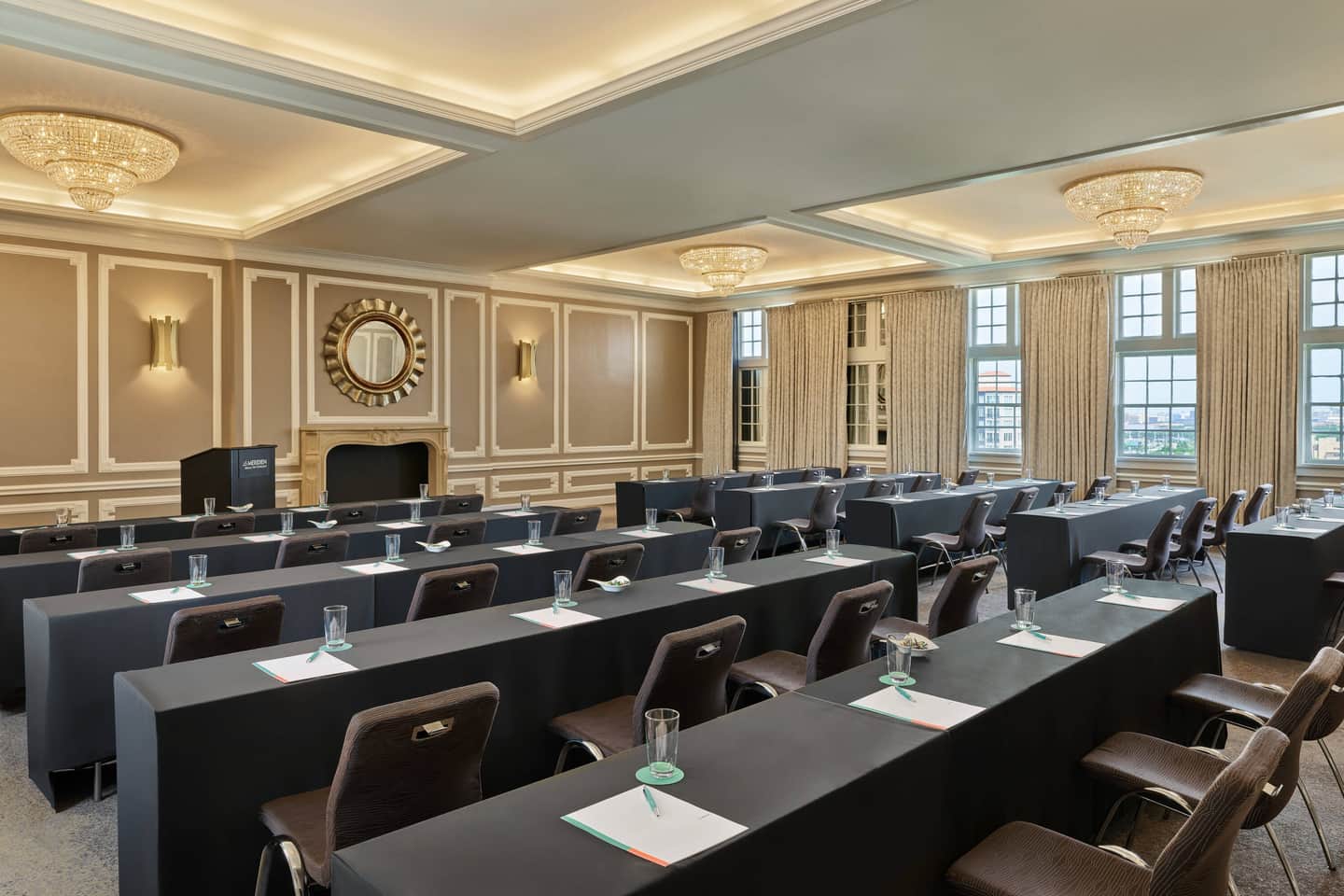 The Stoneleigh, Autograph Collection