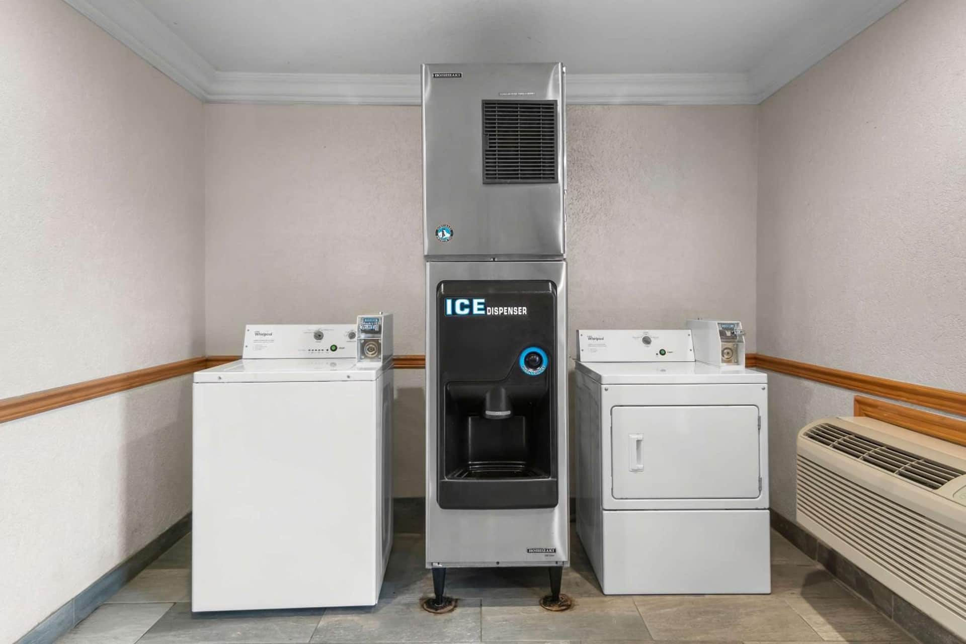 SureStay Plus by Best Western Fort Worth Benbrook