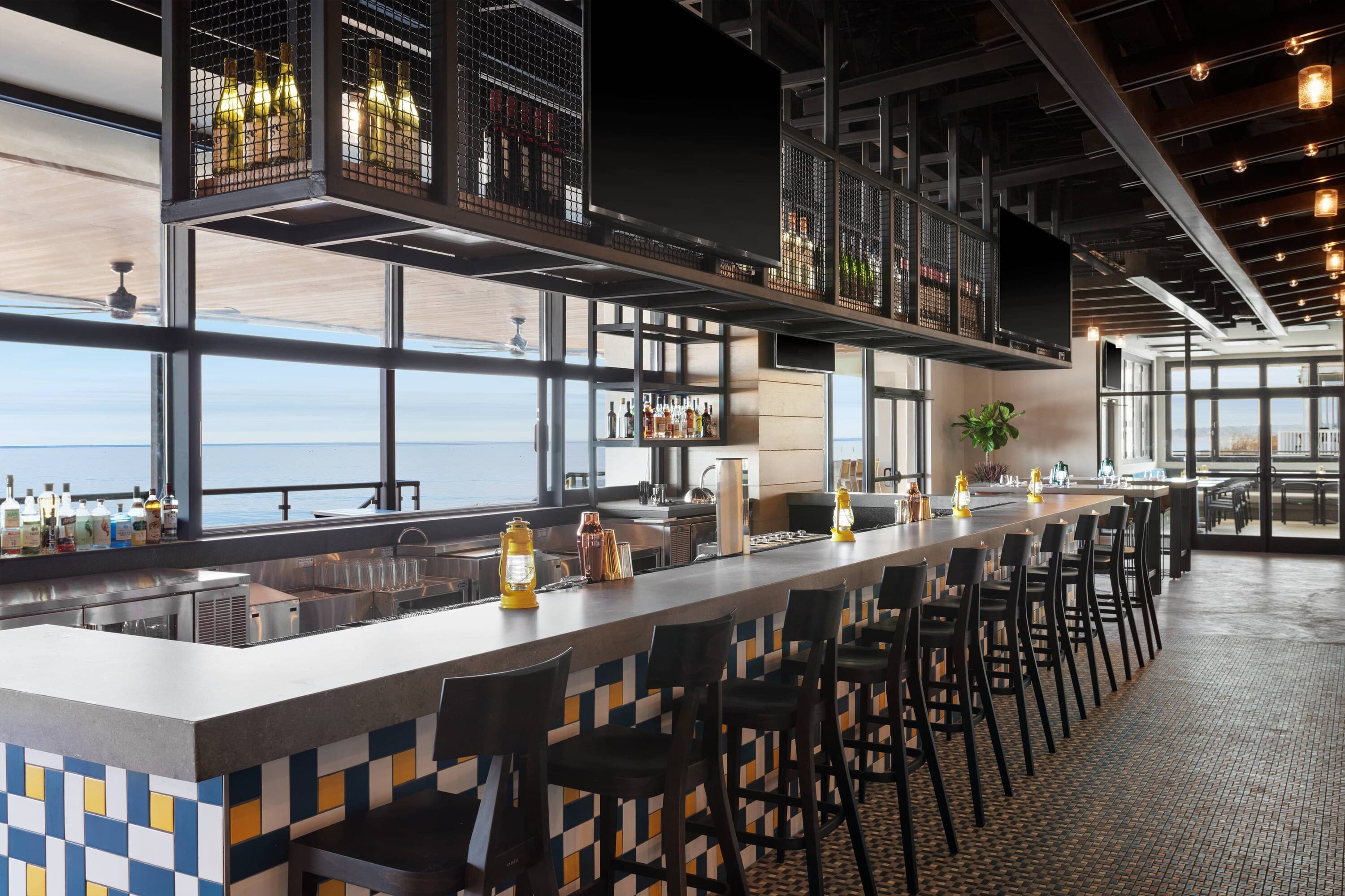 Delta Hotels by Marriott Virginia Beach Waterfront Suites