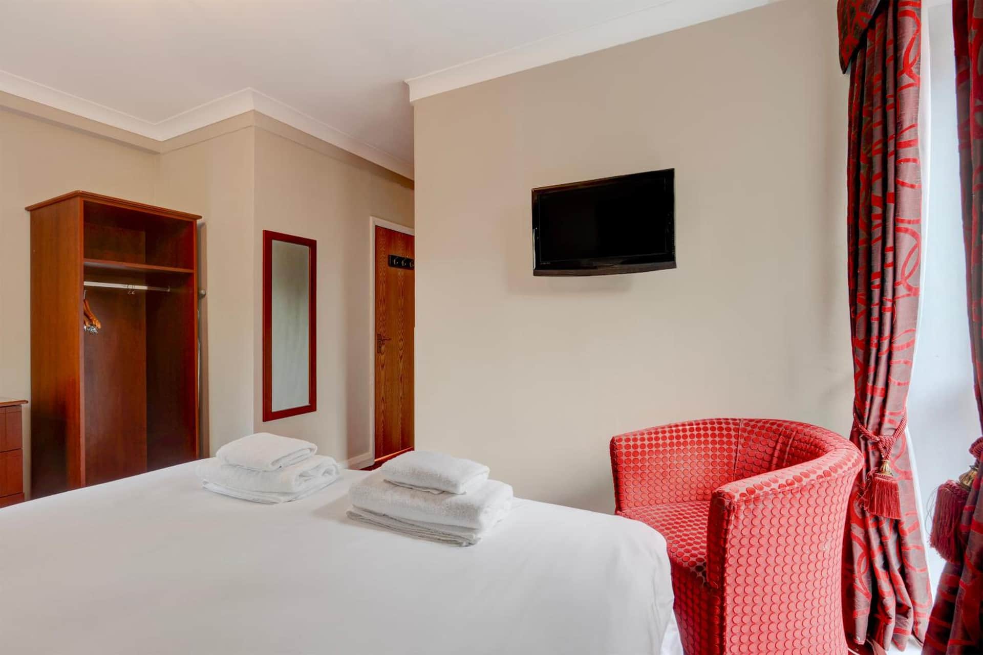 Liverpool Aigburth Sefton Park Hotel By Belvilla