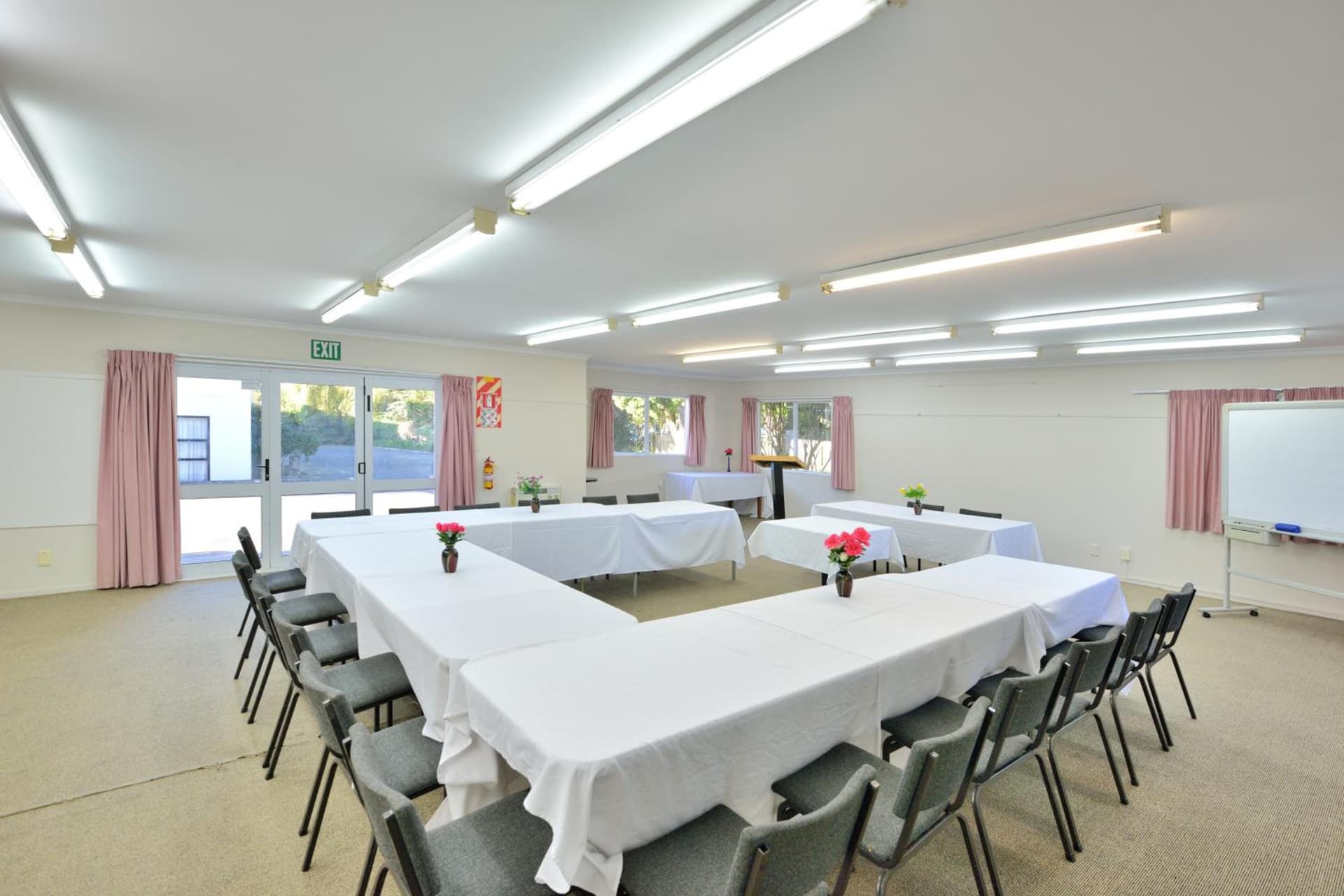 Manukau Hotel & Conference Centre