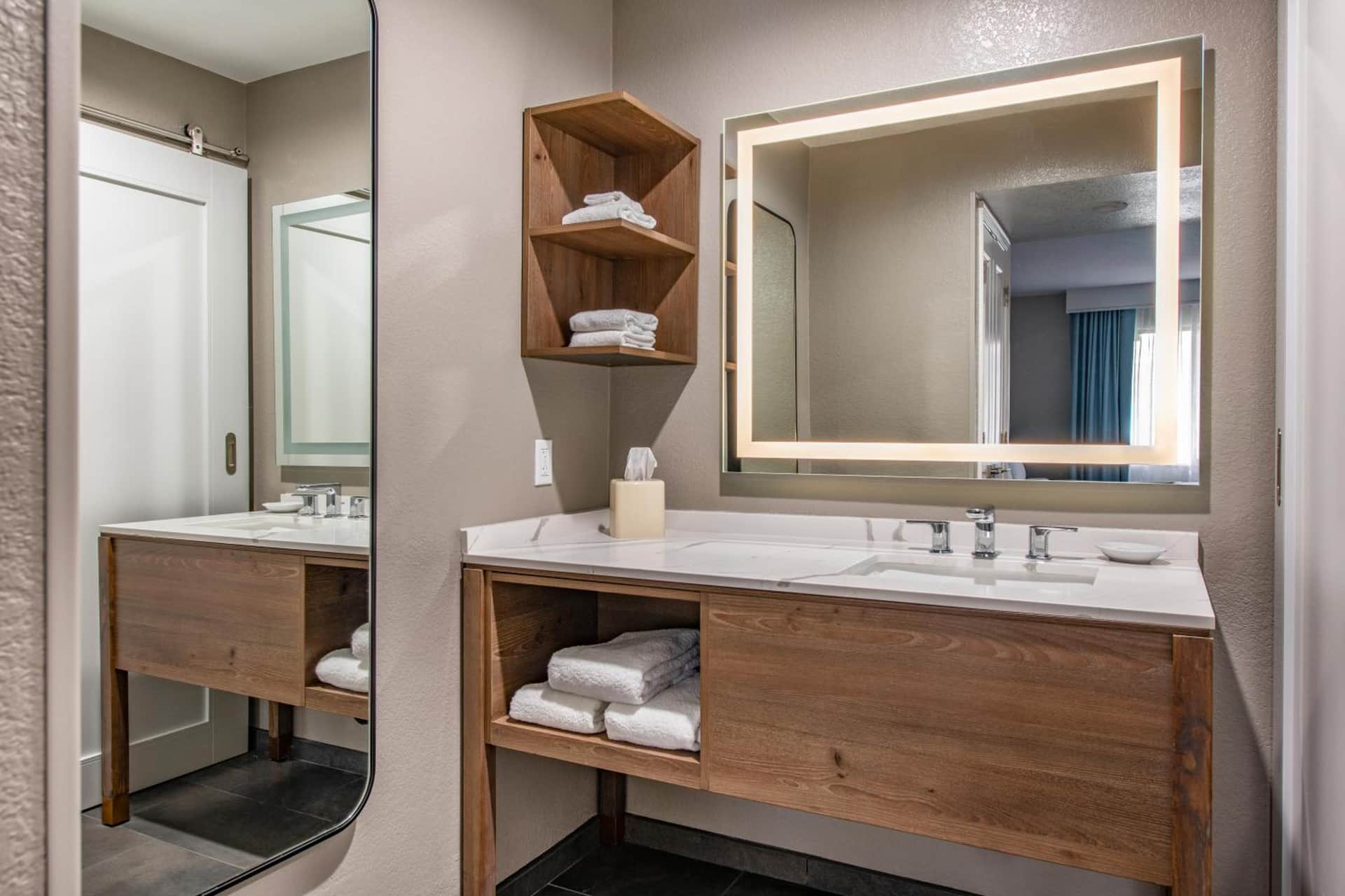 Staybridge Suites - Oxnard - River Ridge