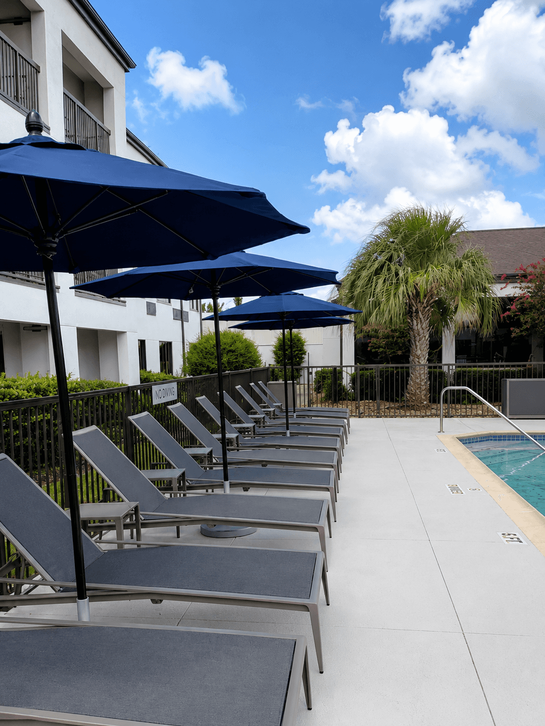 Courtyard by Marriott Houston Hobby Airport