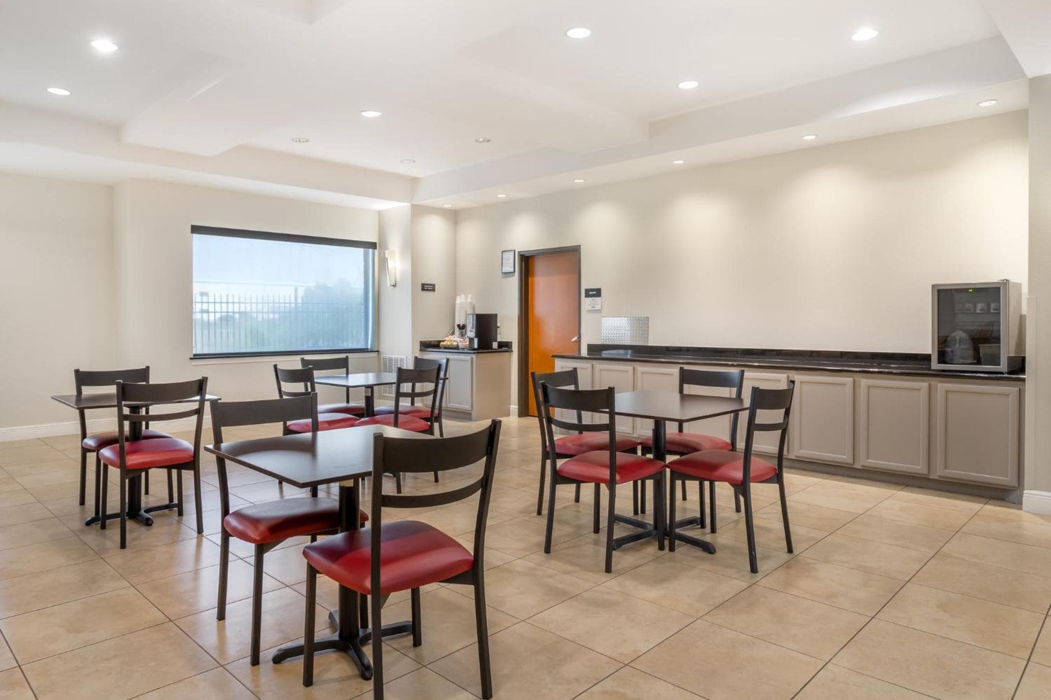 Red Roof Inn La Porte