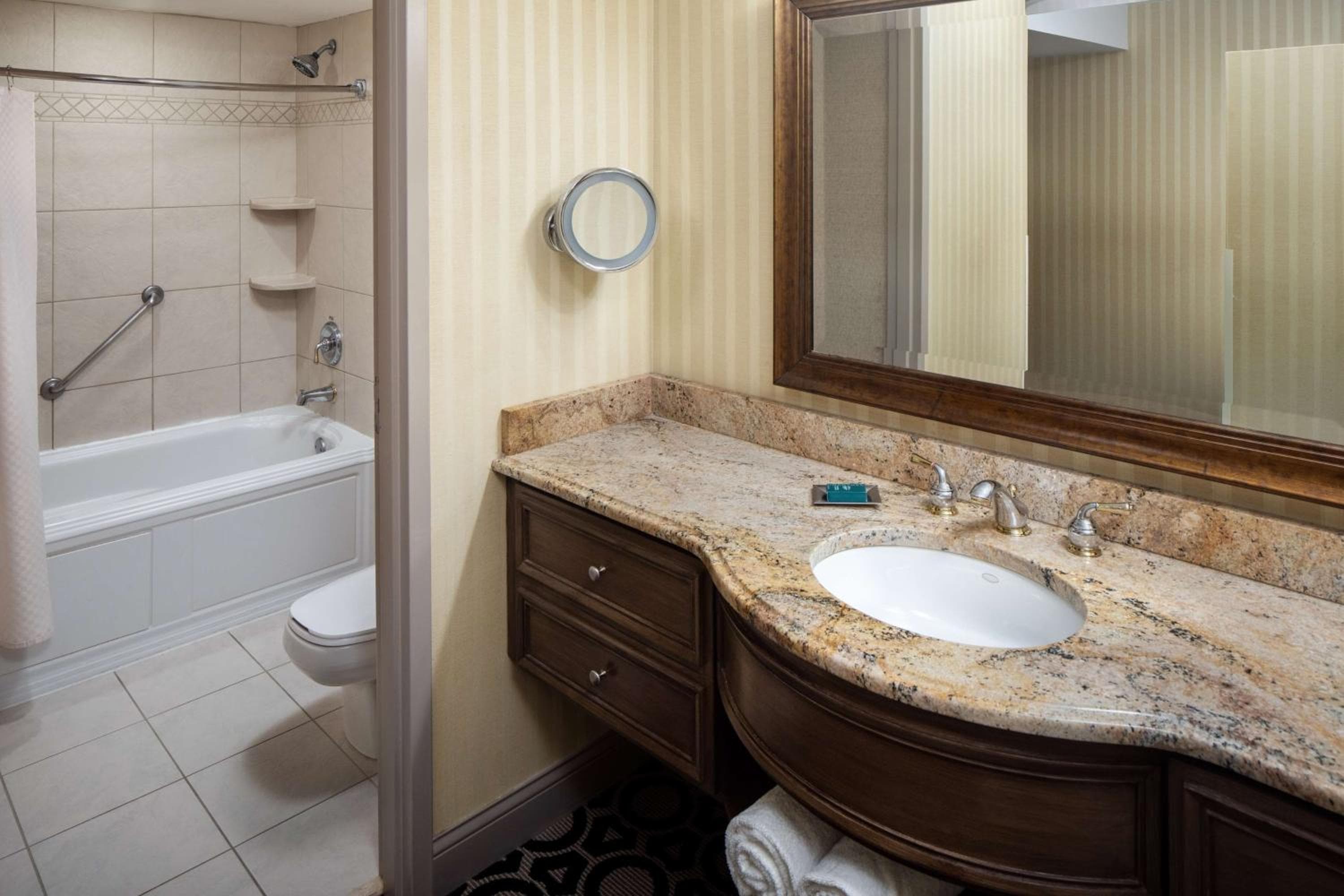Hilton Chicago/Northbrook