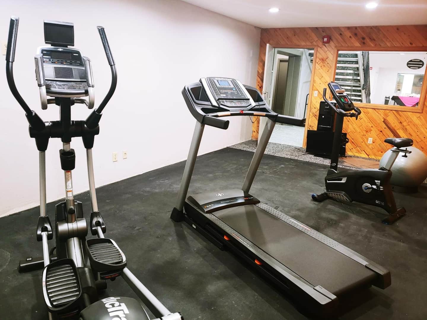 Days Inn by Wyndham Rawlins