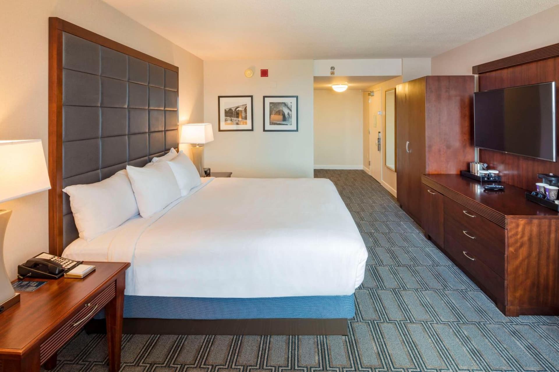 Hilton Philadelphia at Penn's Landing