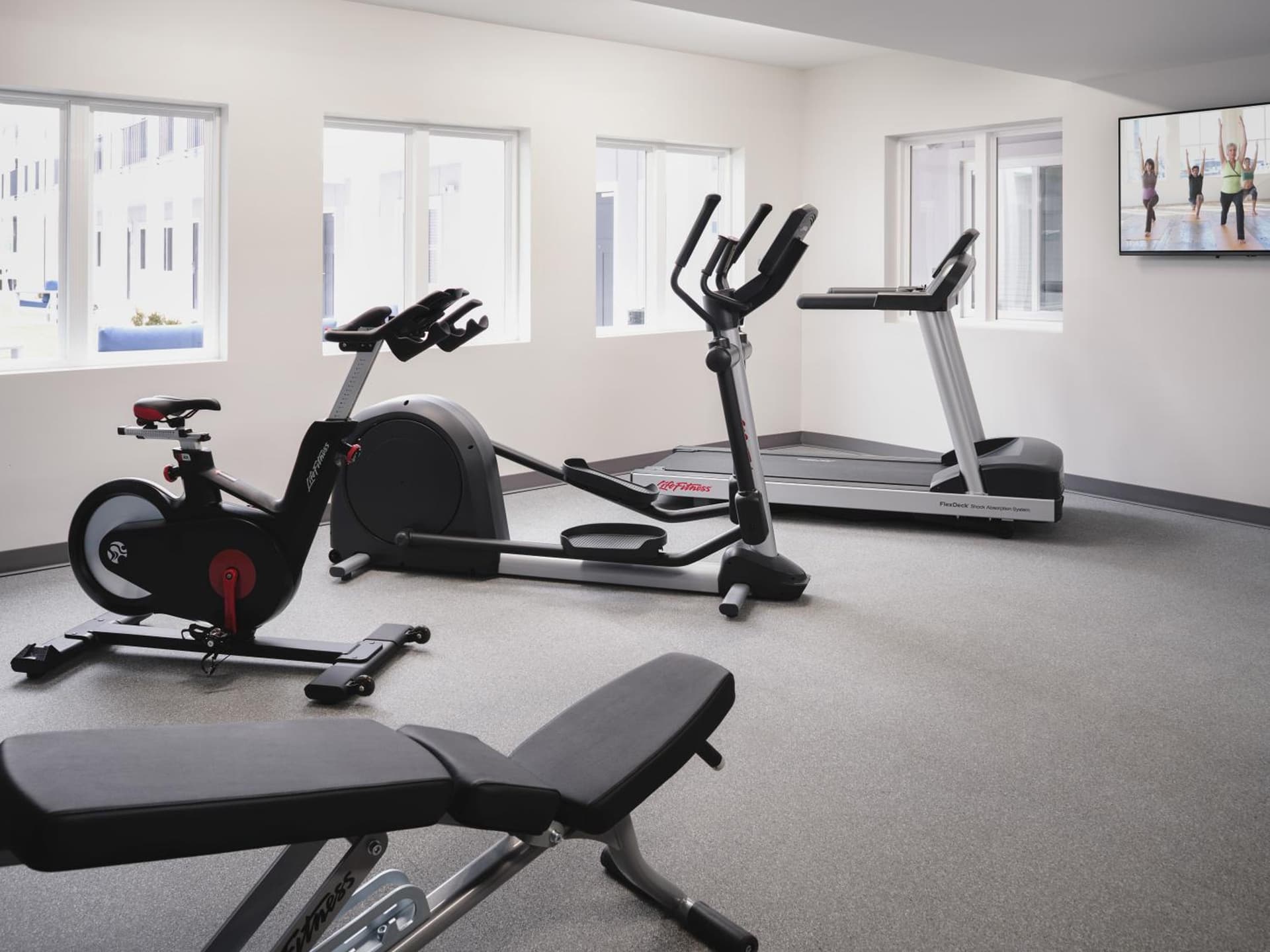 StayAPT Suites North Charleston