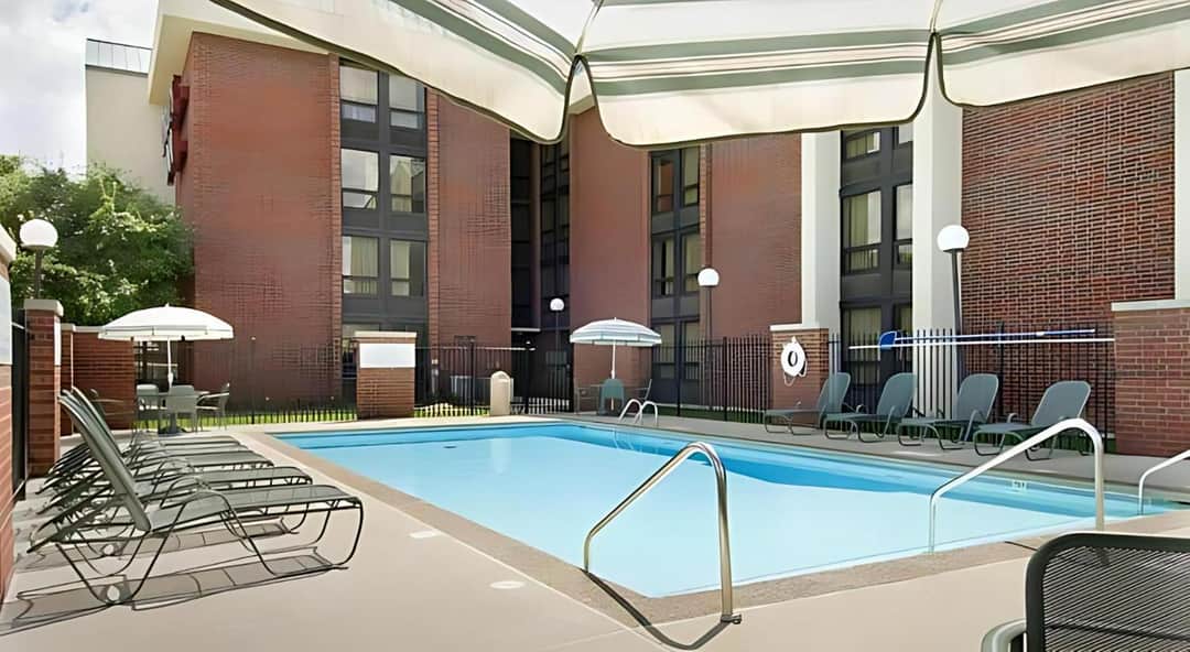 Best Western PLUS INDIANAPOLIS NORTH AT PYRAMIDS