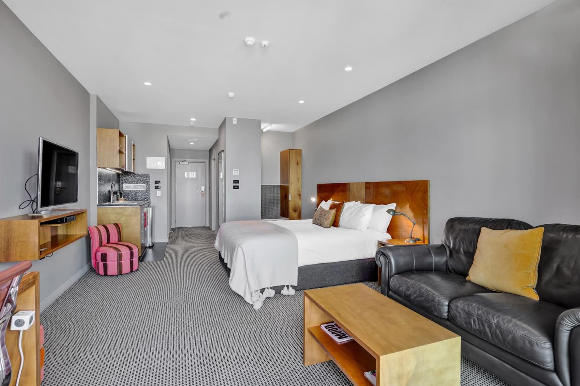 King and Queen Hotel Suites New Plymouth