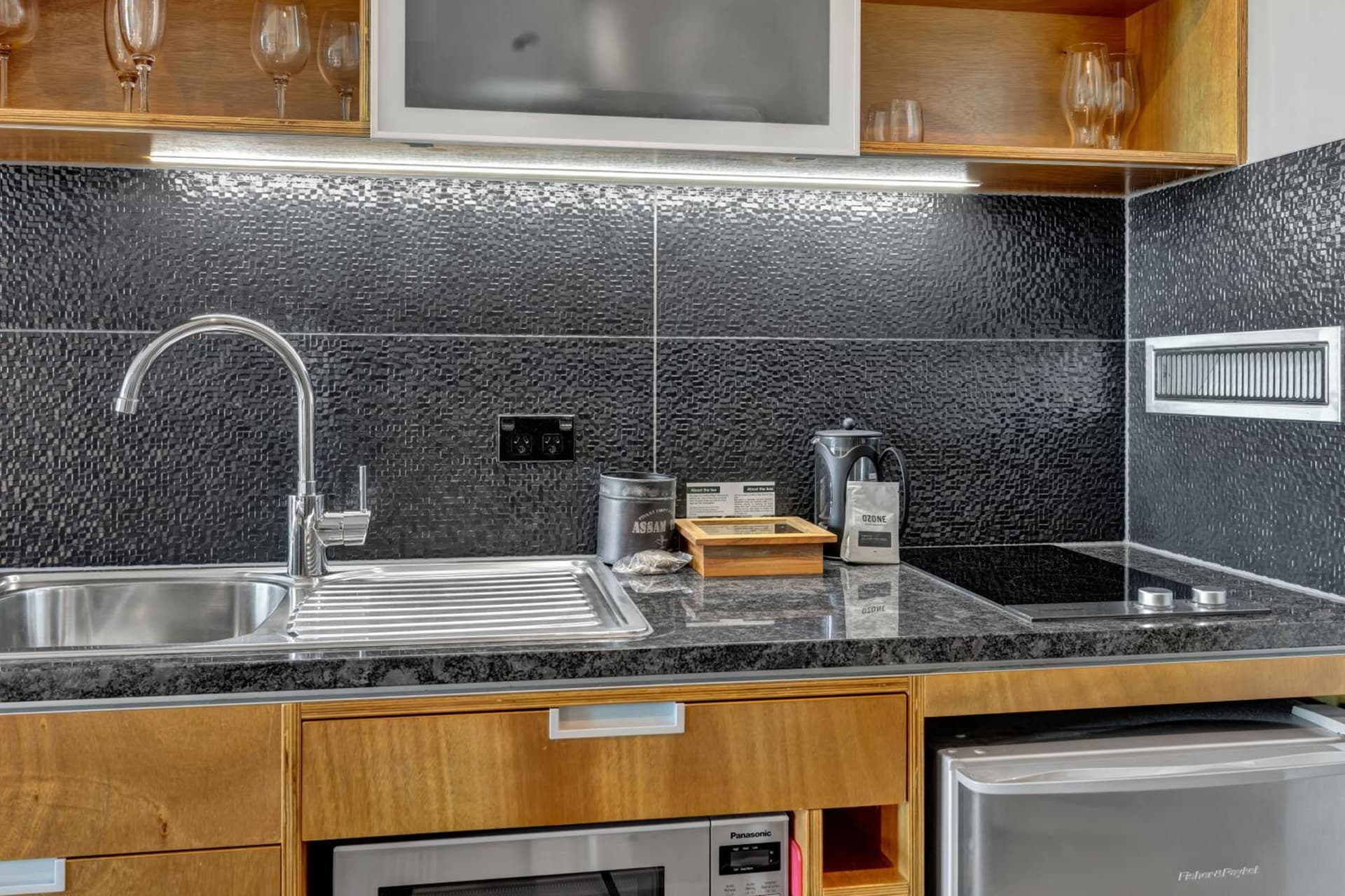 King and Queen Hotel Suites New Plymouth