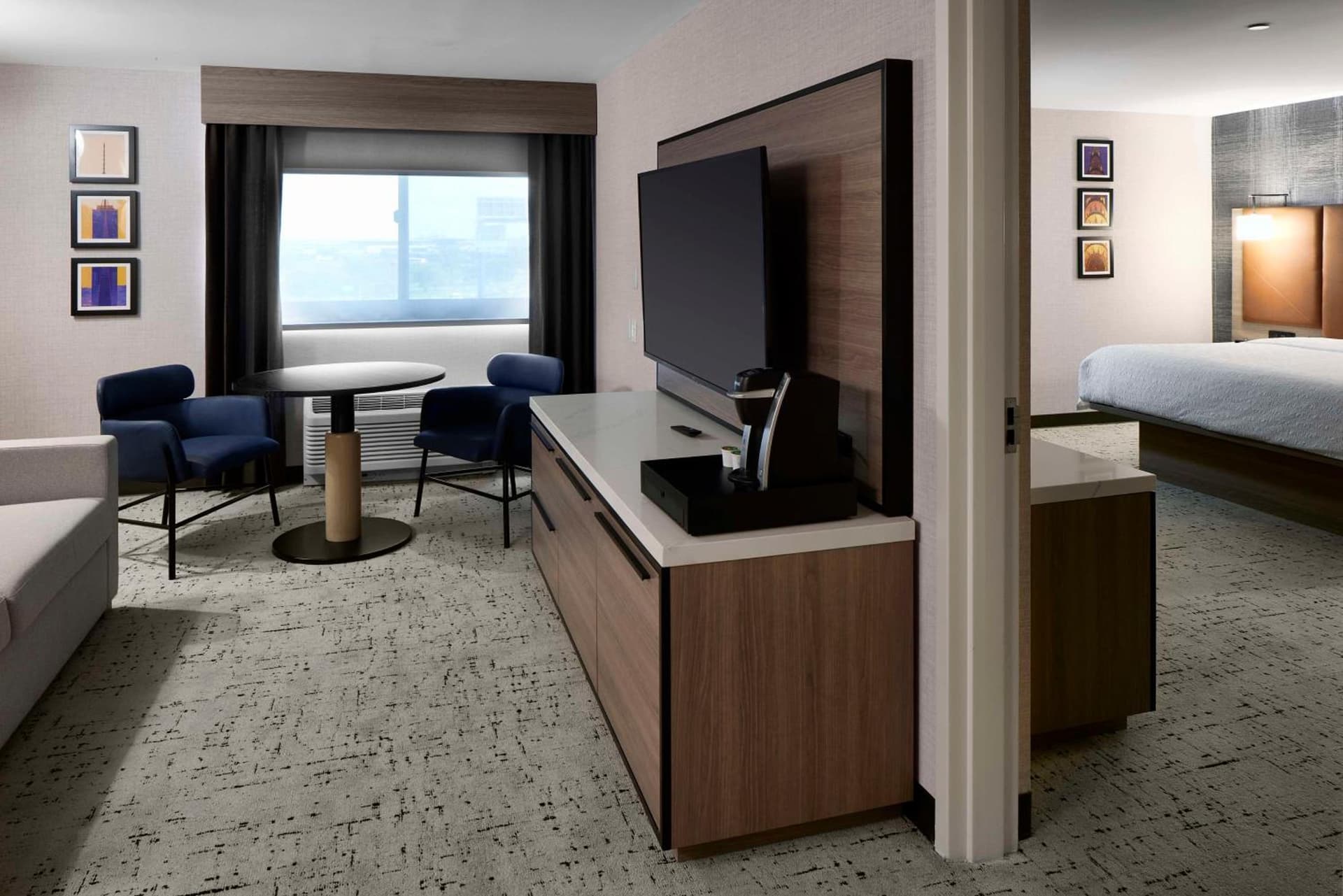 Hampton Inn by Hilton Newark Airport