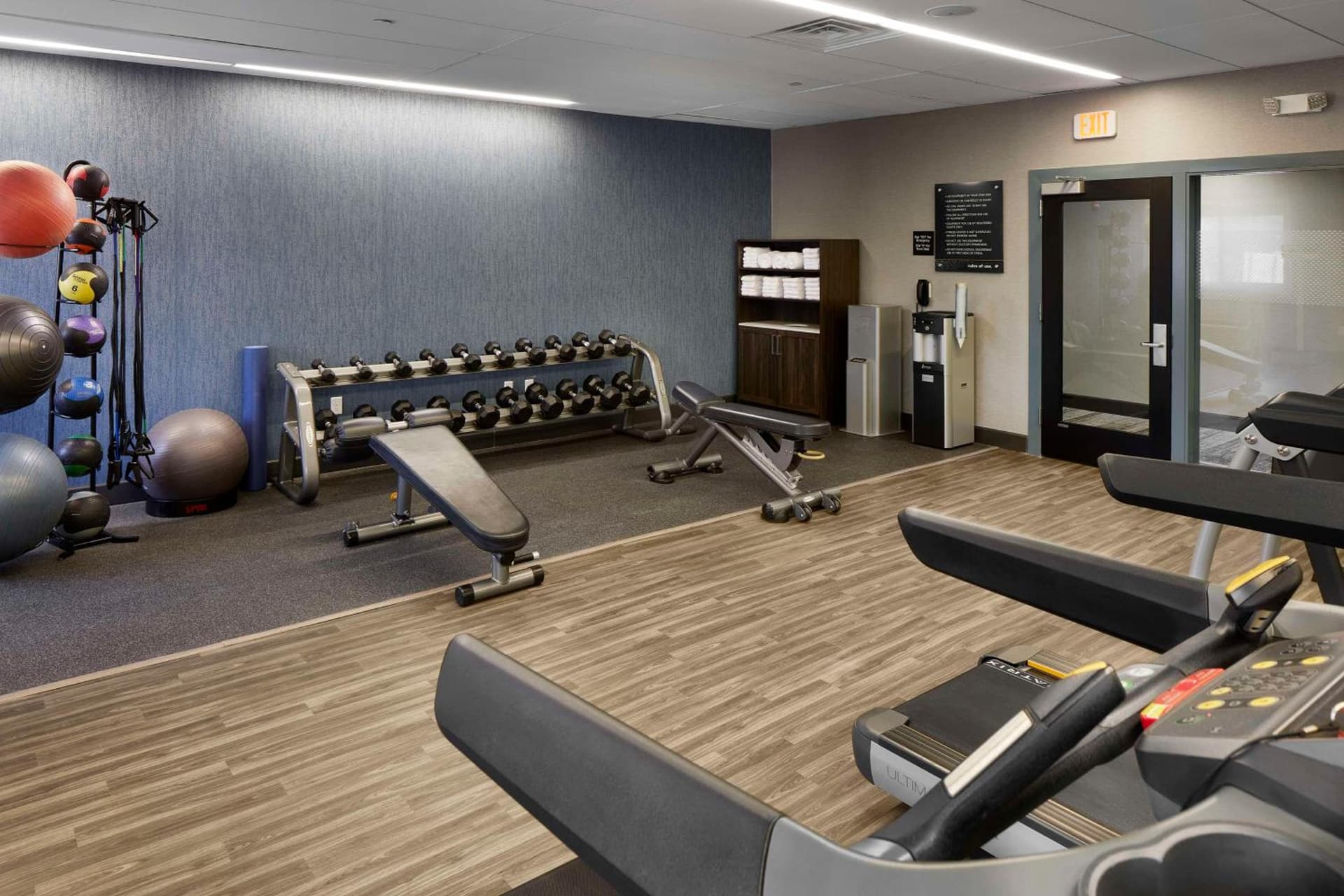 Hampton Inn by Hilton Newark Airport
