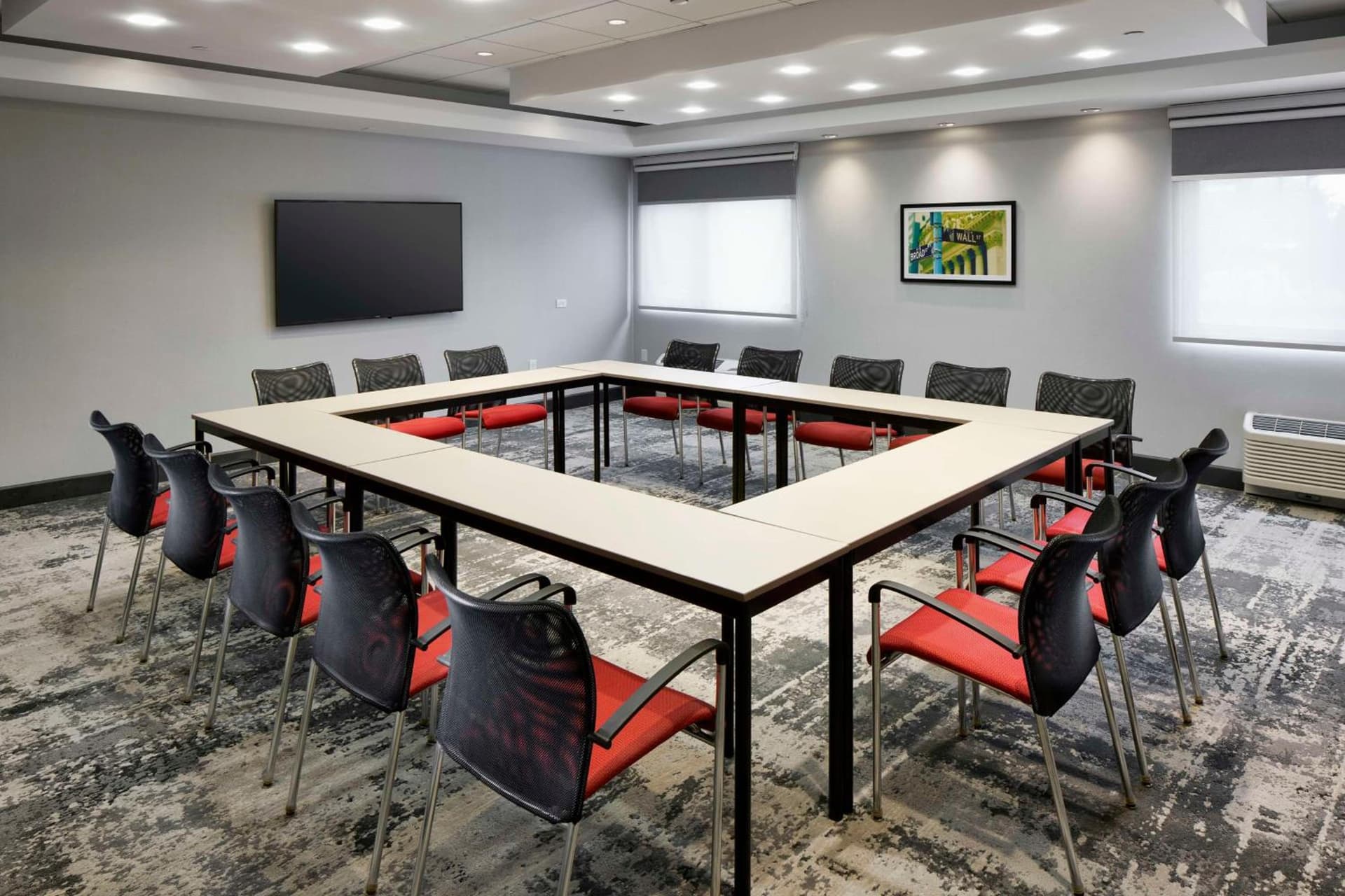 Hampton Inn by Hilton Newark Airport
