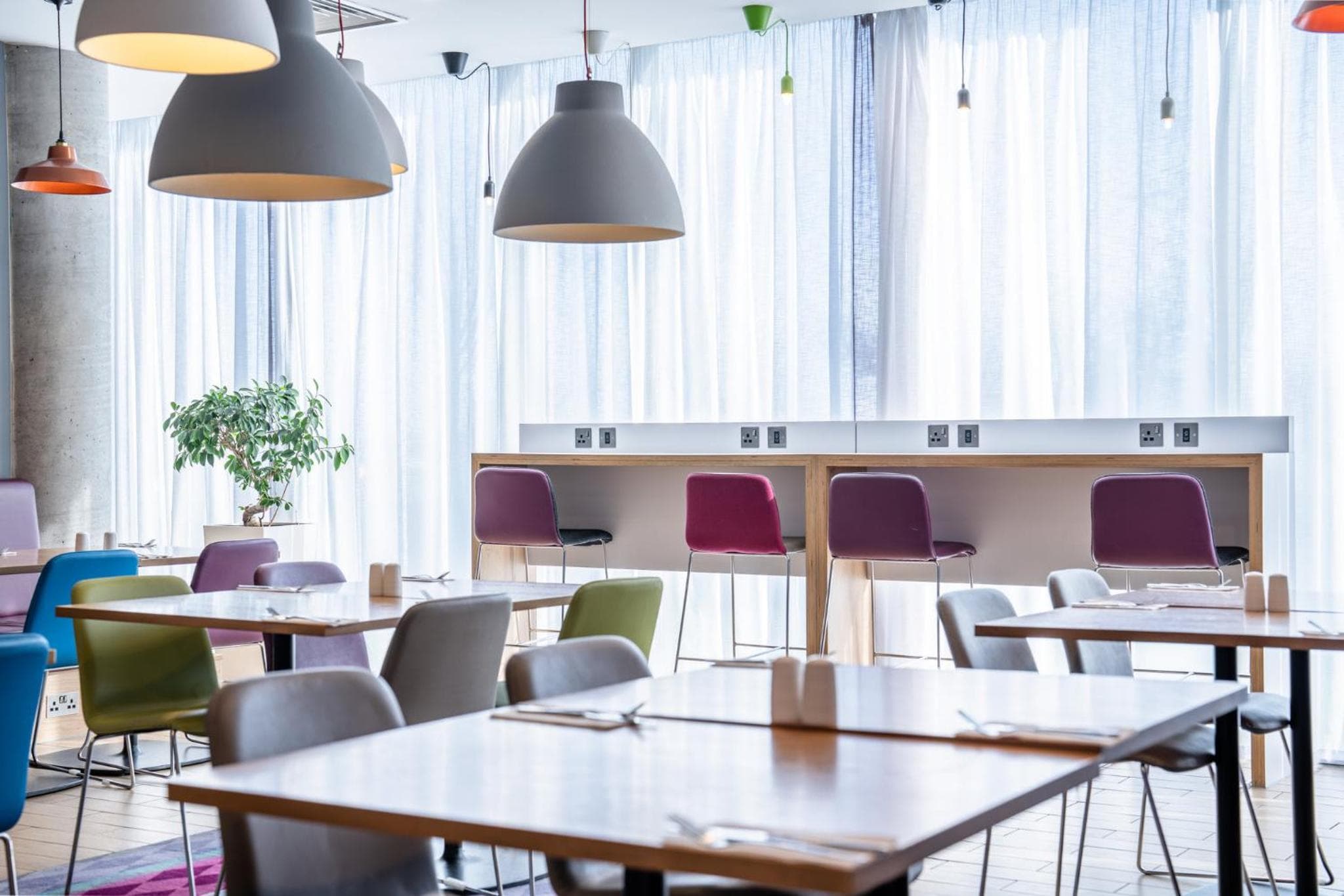 Holiday Inn Express Aberdeen Airport