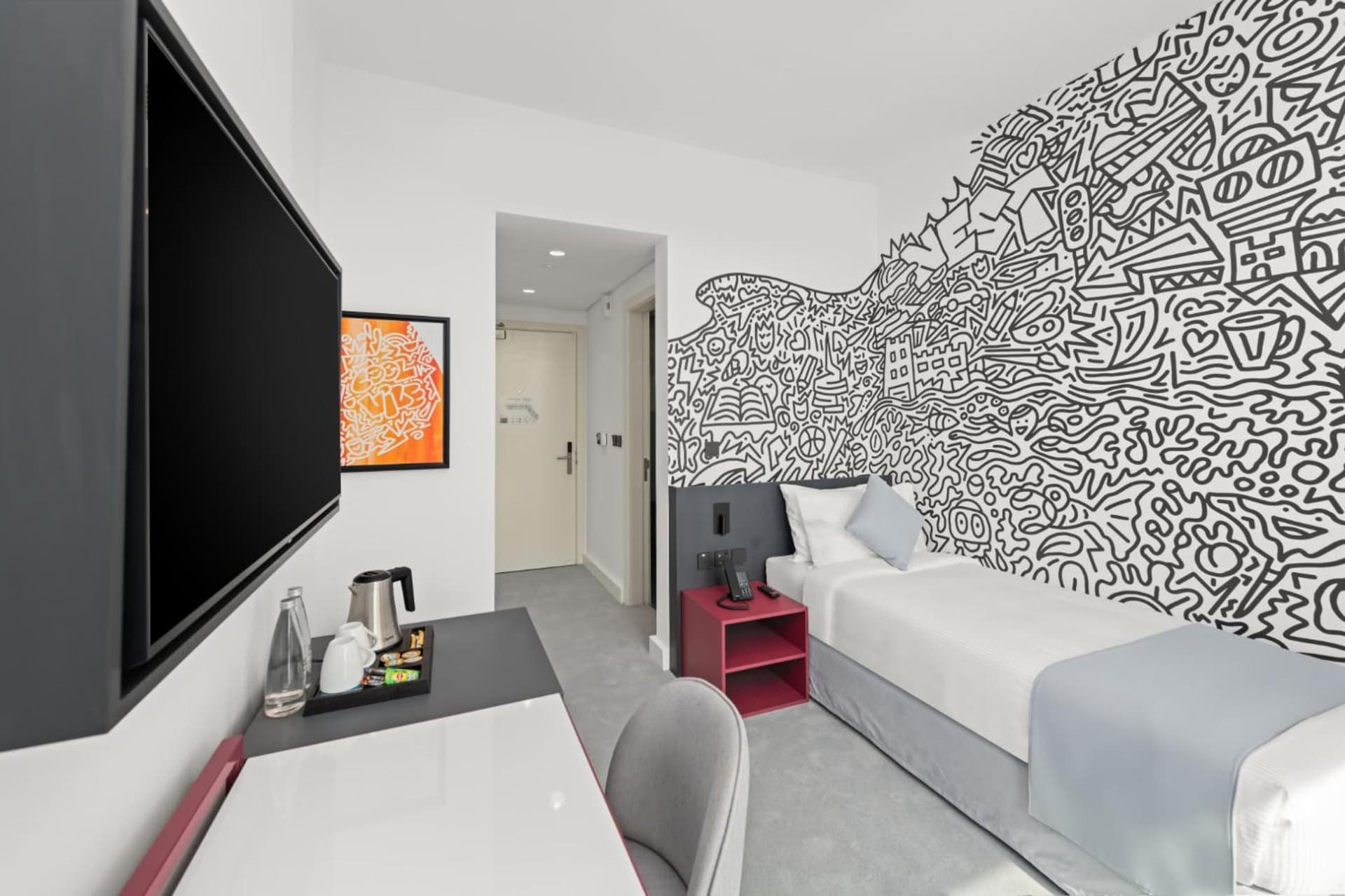 Nest Hotel, Aljada