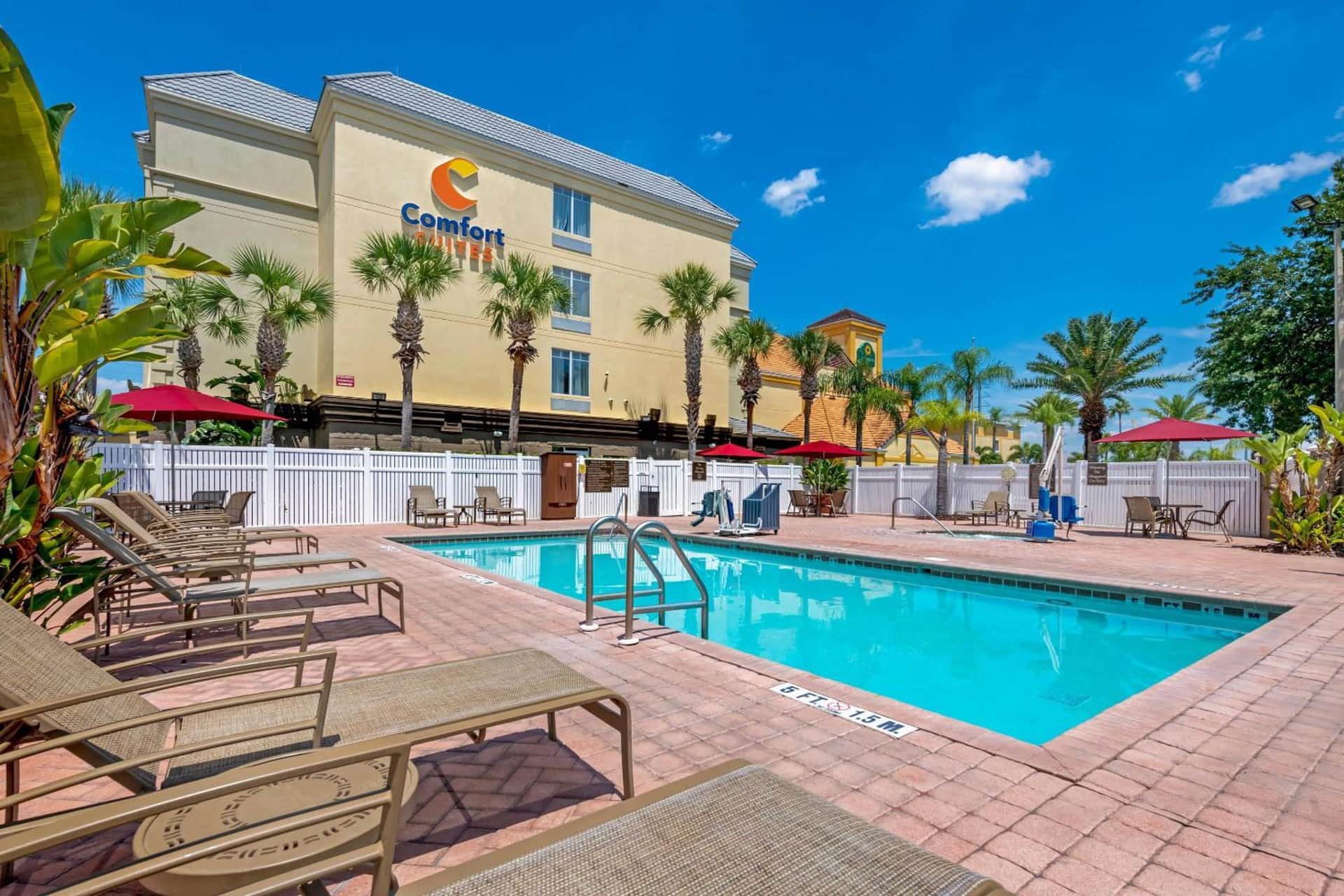 Comfort Suites Near Universal Orlando Resort