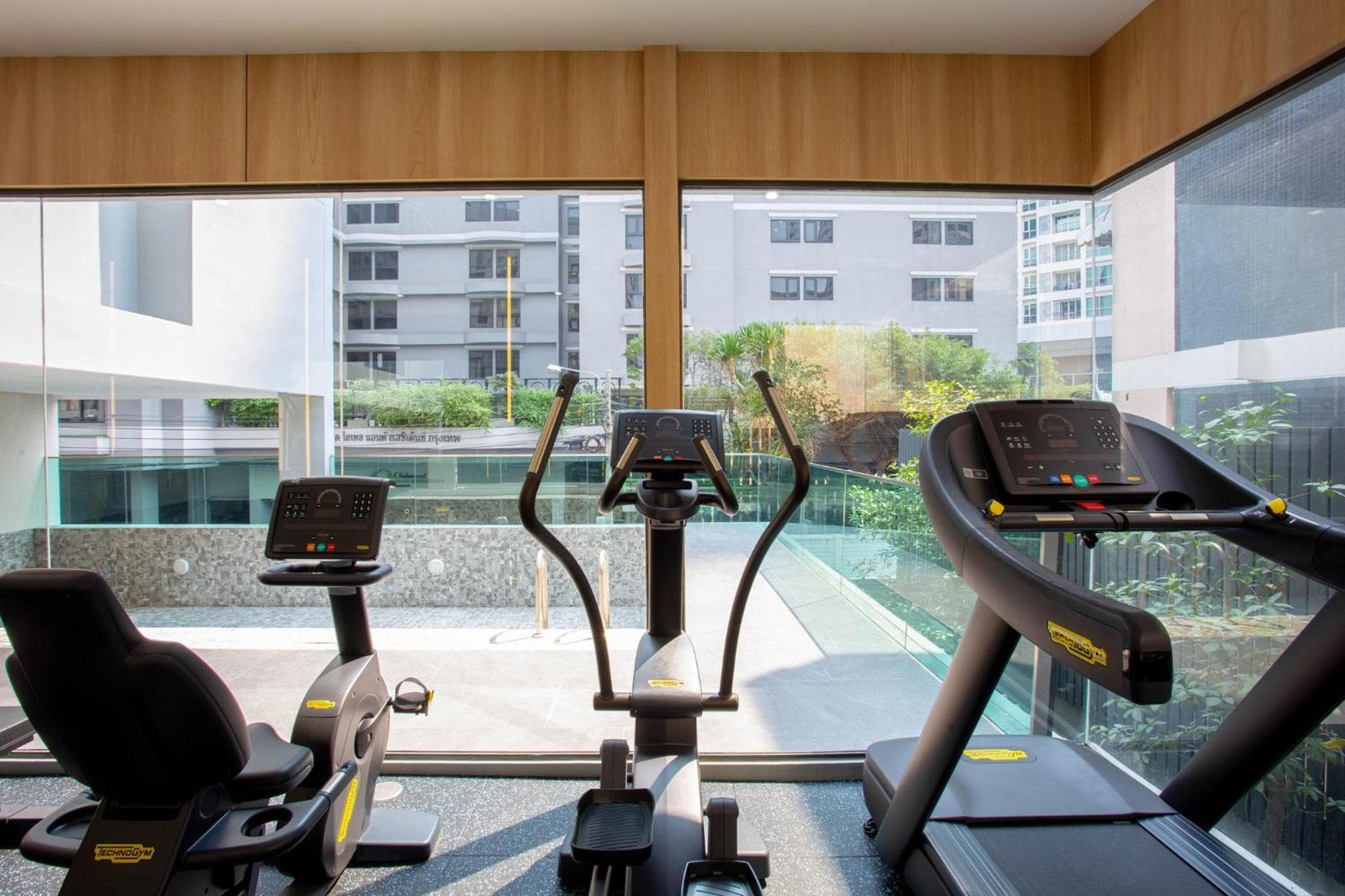 Holiday Inn Express & Suites Bangkok Central Pier by IHG