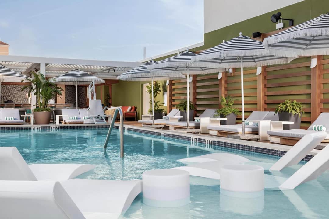 The Hiatus Clearwater Beach, Curio Collection by Hilton