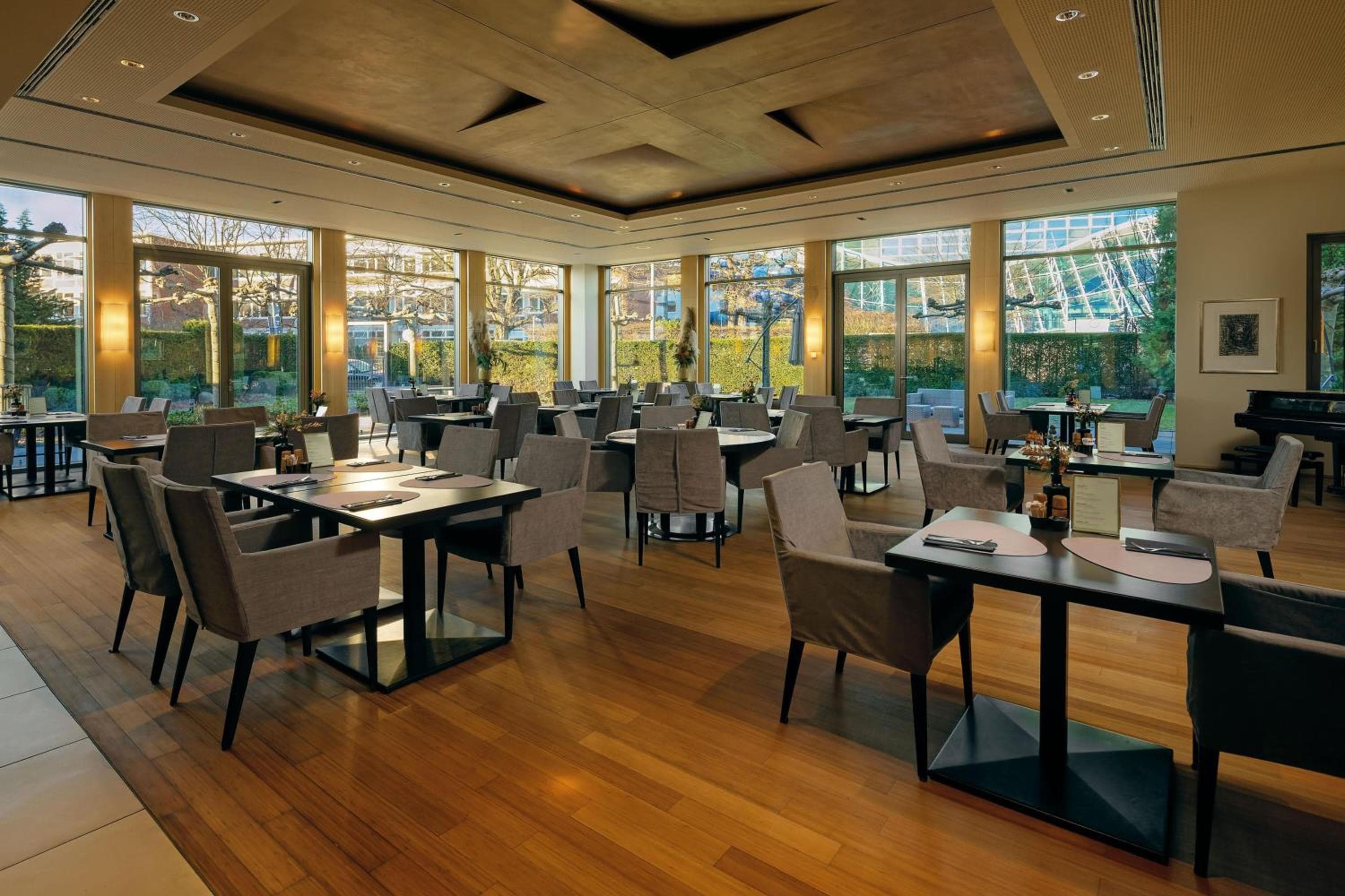 Wasserturm Hotel Cologne, Curio Collection by Hilton