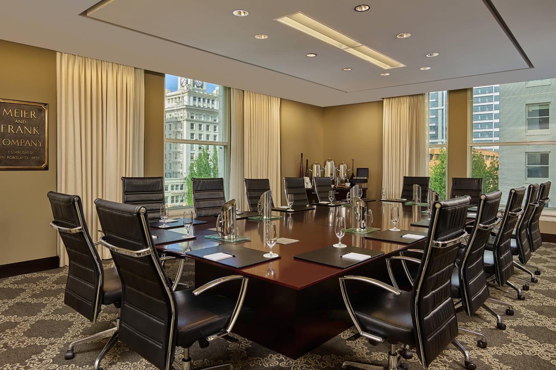 The Nines, a Luxury Collection Hotel, Portland