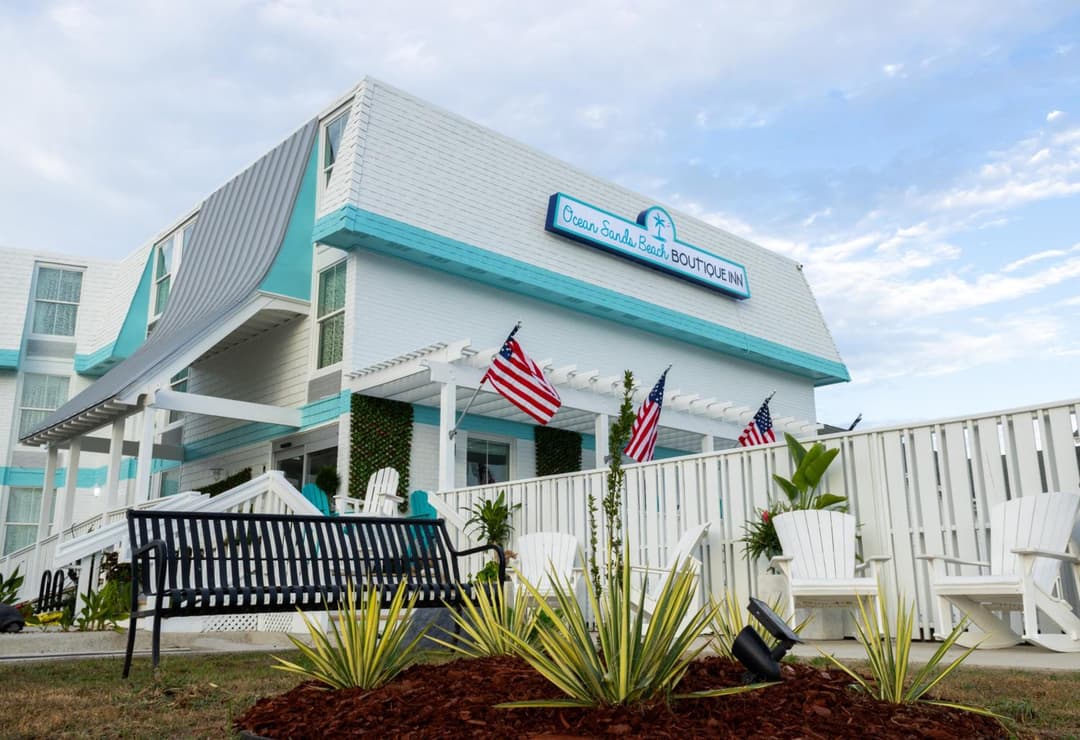 Ocean Sands Beach Boutique Inn NC