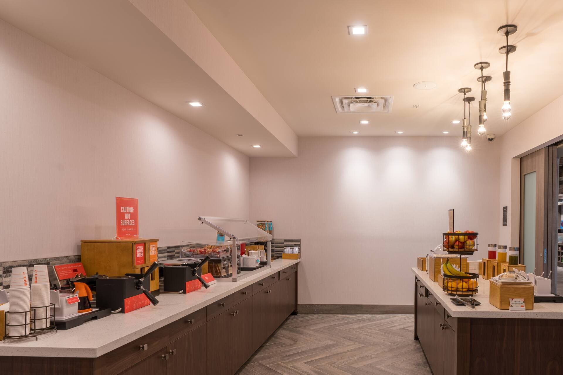 Hampton Inn Riverside Downtown