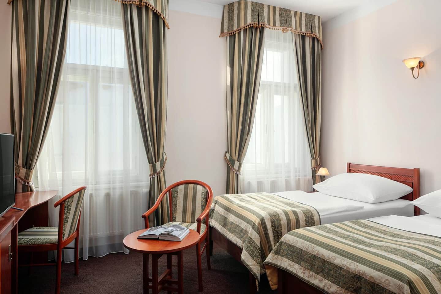 Amigo City Centre Hotel