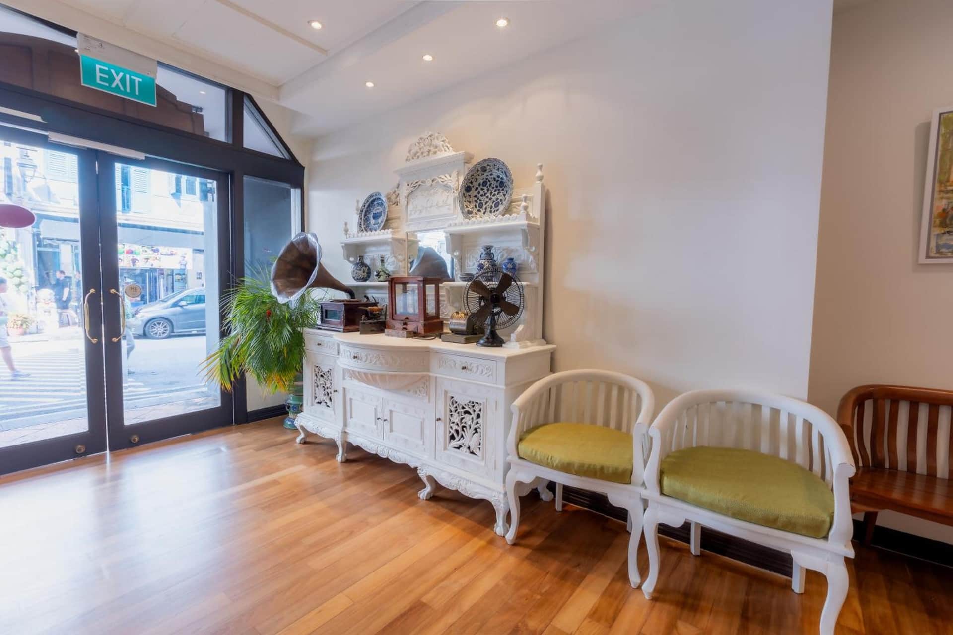 iNN at Temple St by Q Loft