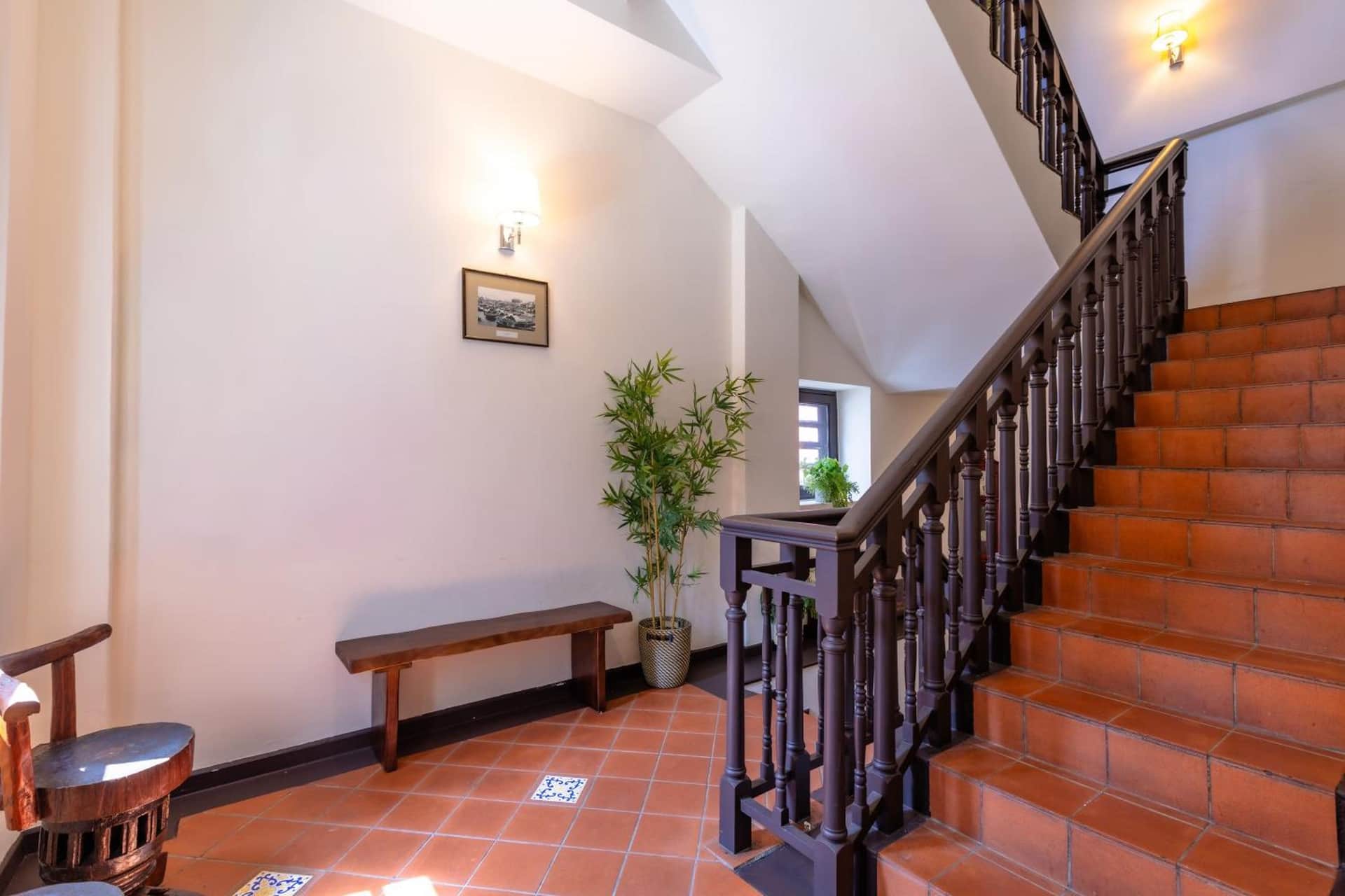 iNN at Temple St by Q Loft