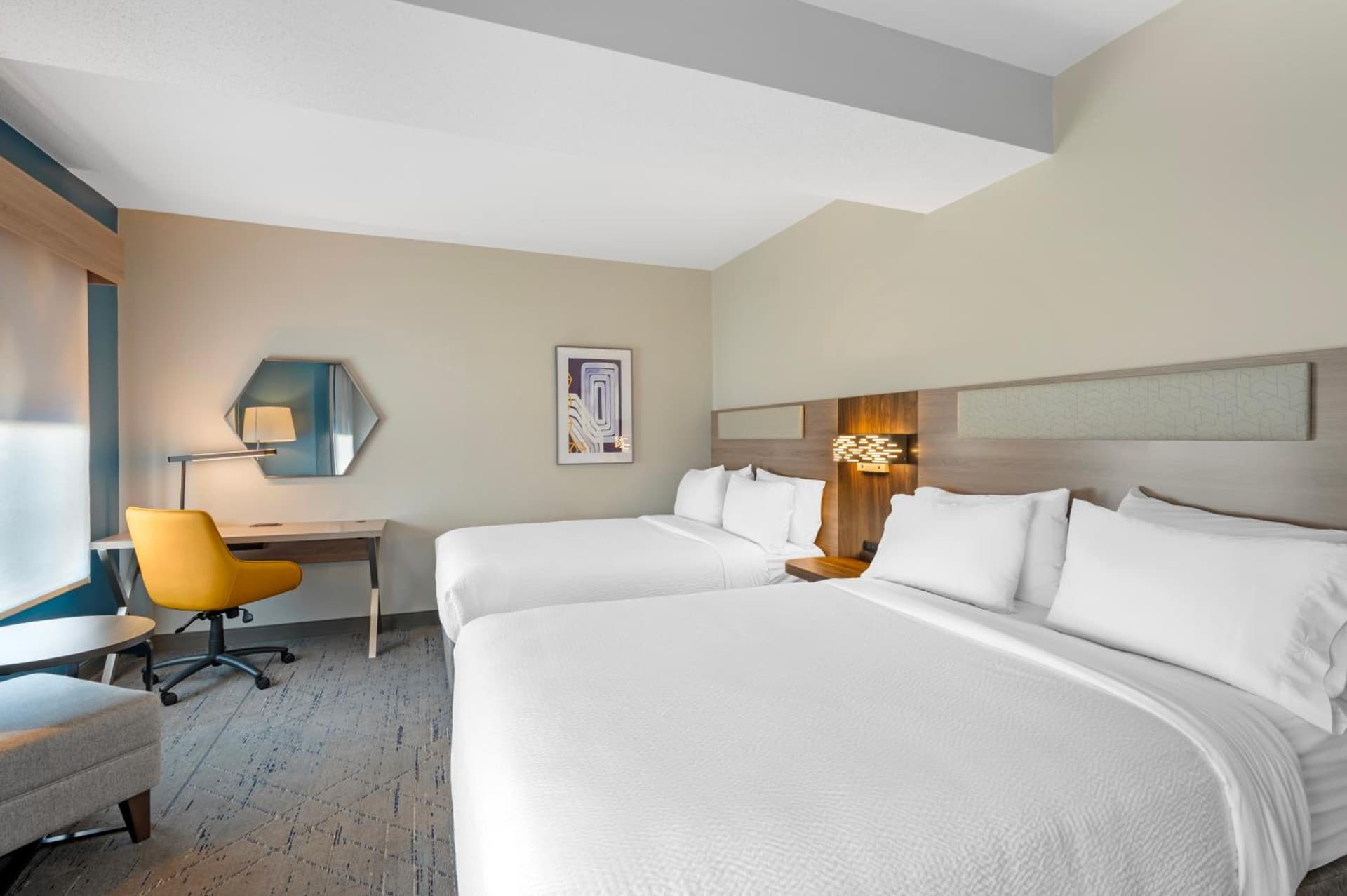 Holiday Inn Express & Suites - Indianapolis - East