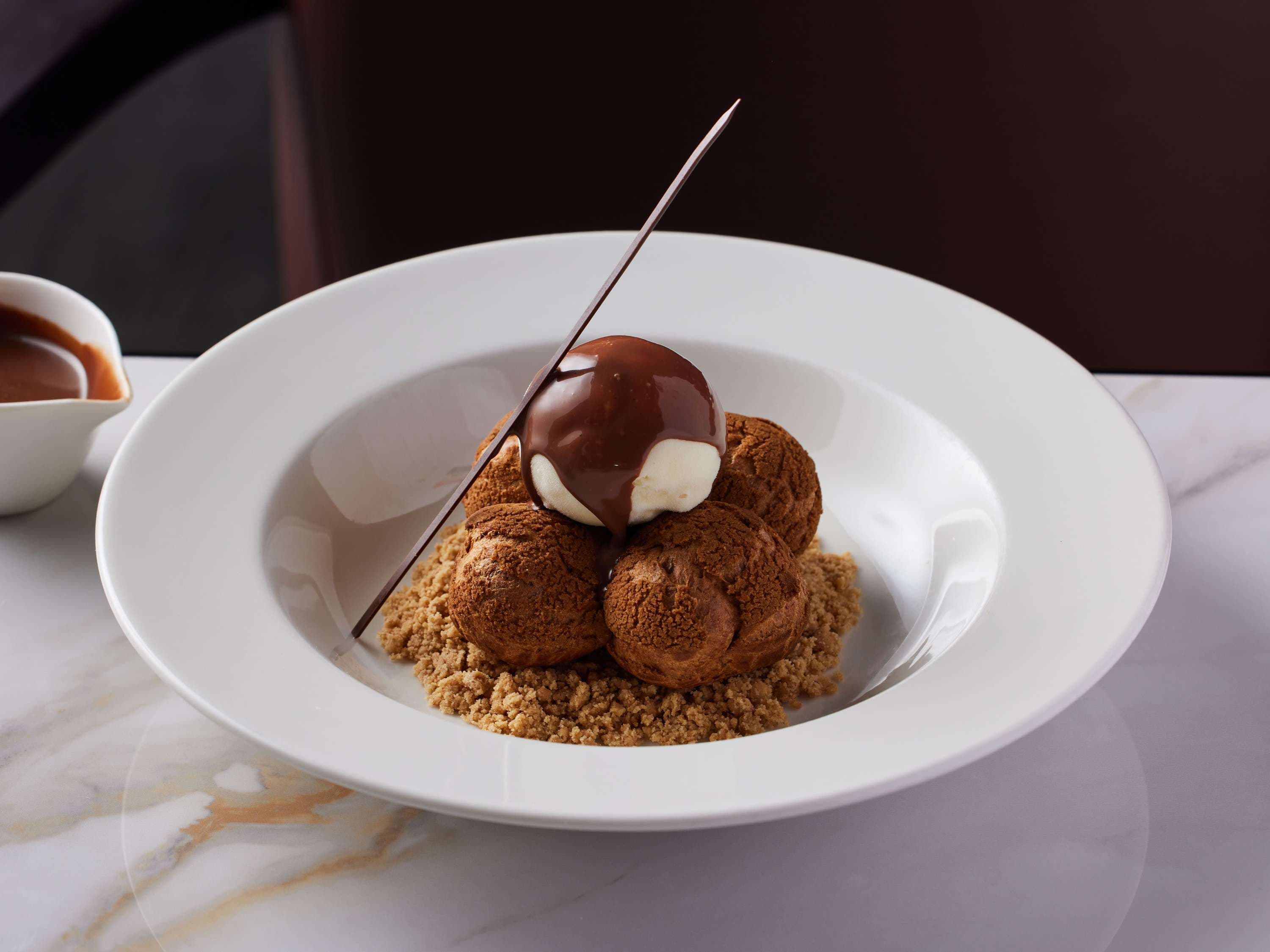 Sofitel Dubai The Palm Resort & Spa