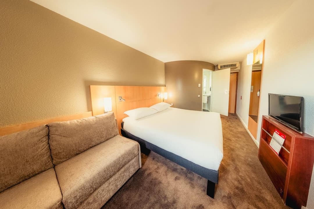 ibis London Luton Airport