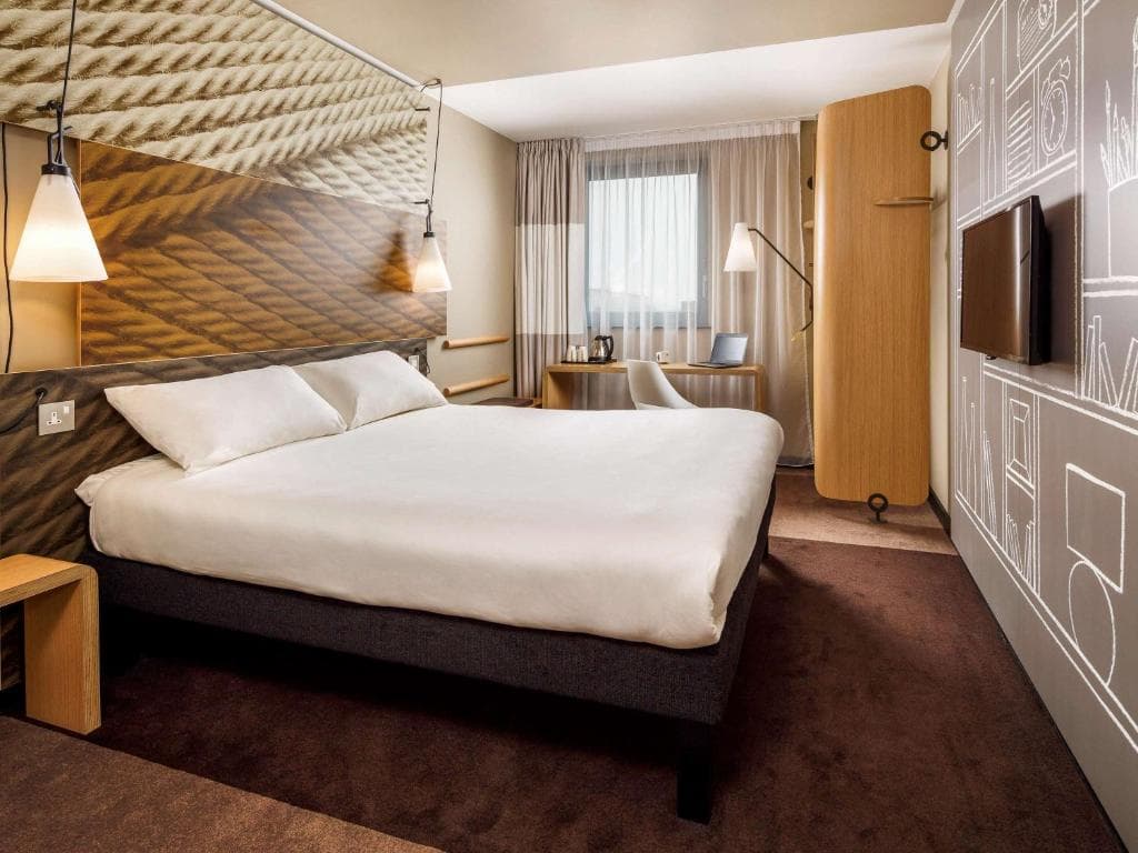 ibis Birmingham Airport - NEC (new ibis rooms)
