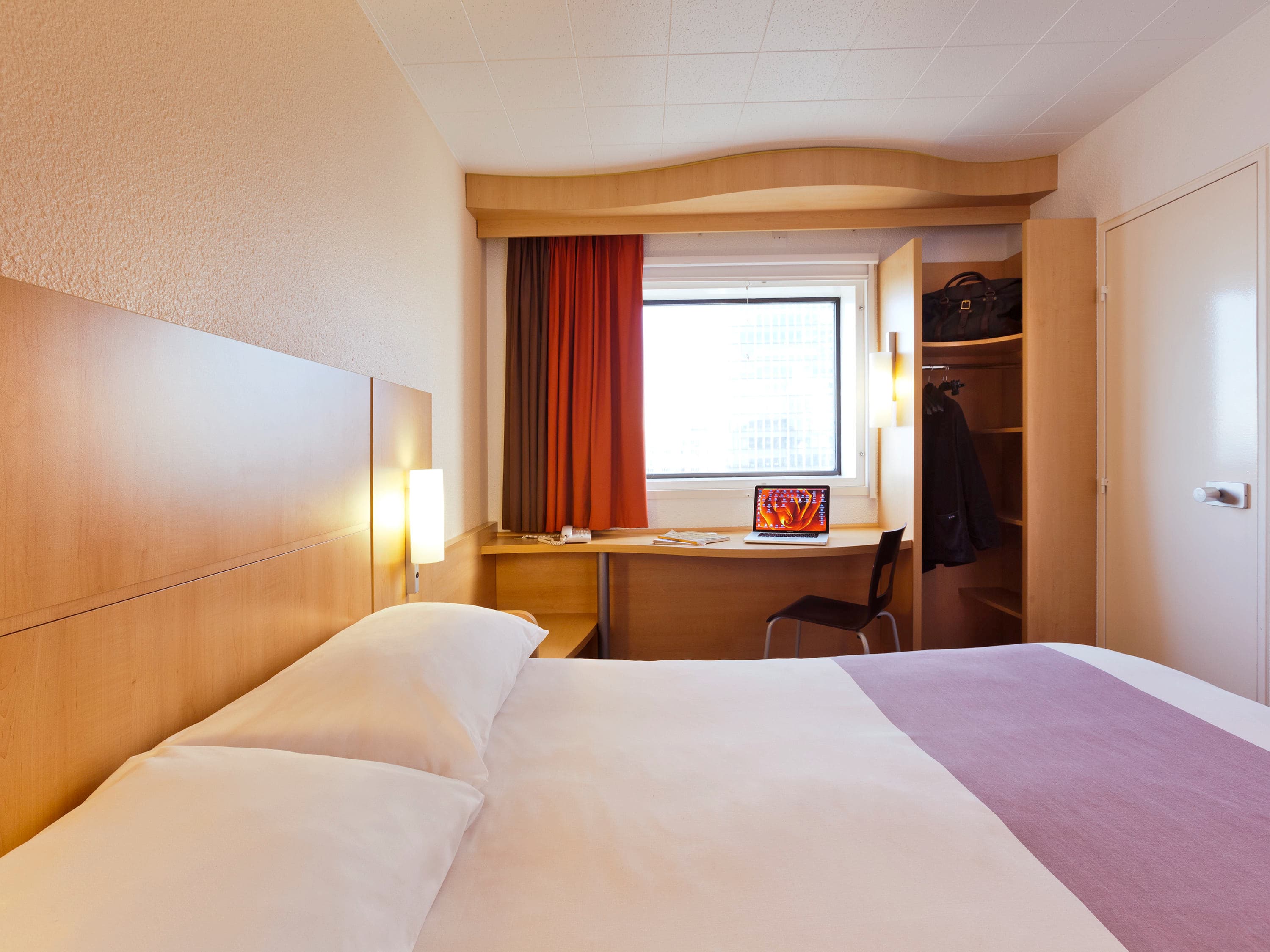 ibis Paris la Défense Esplanade