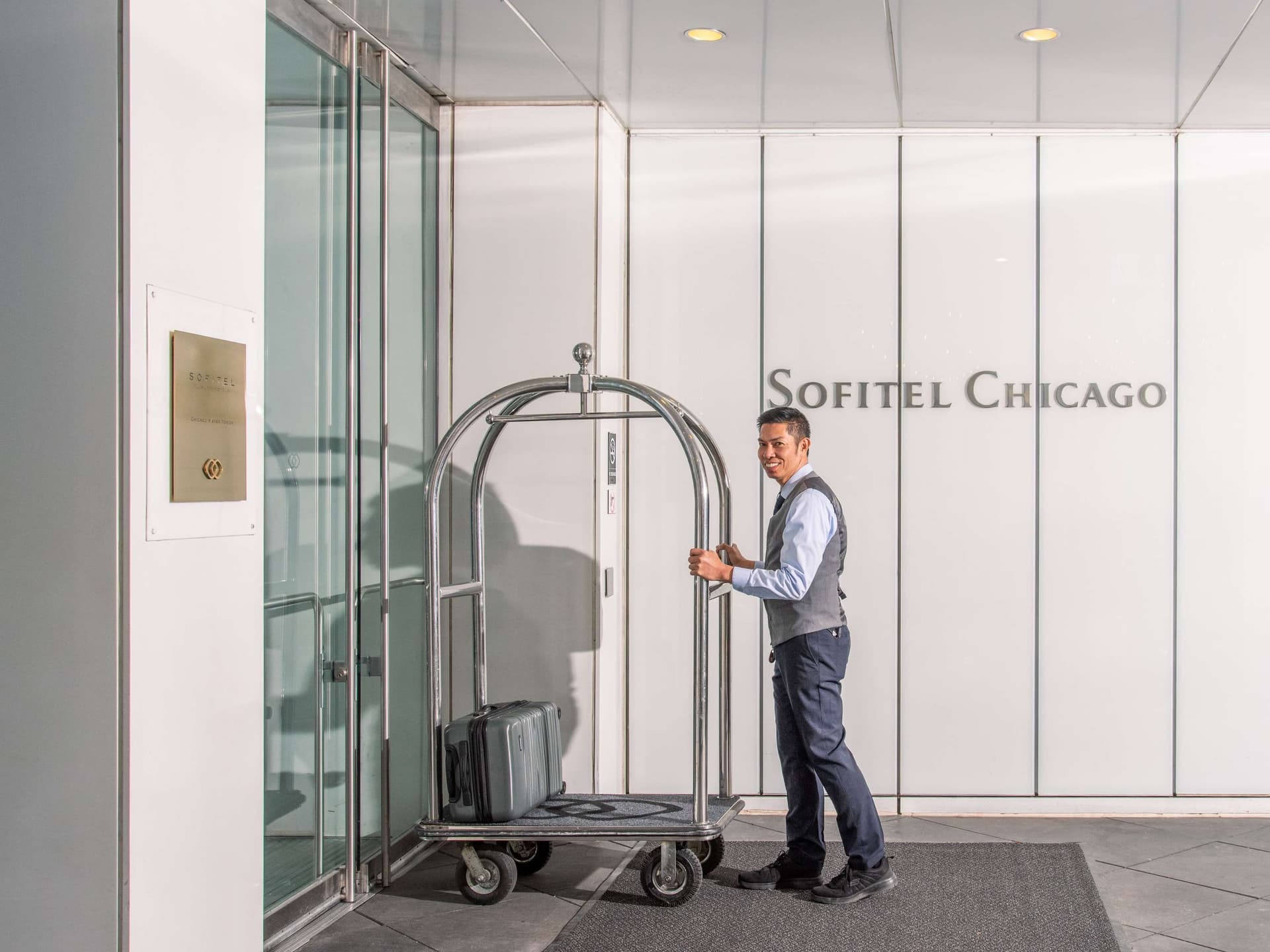 Sofitel Chicago Magnificent Mile