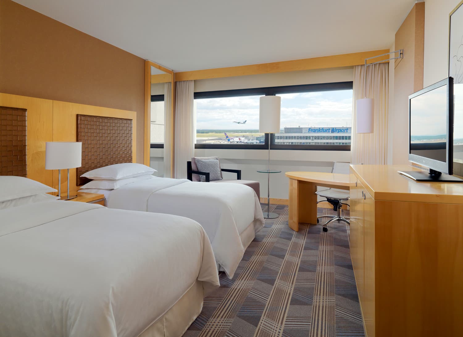 Sheraton Frankfurt Airport Hotel & Conference Center